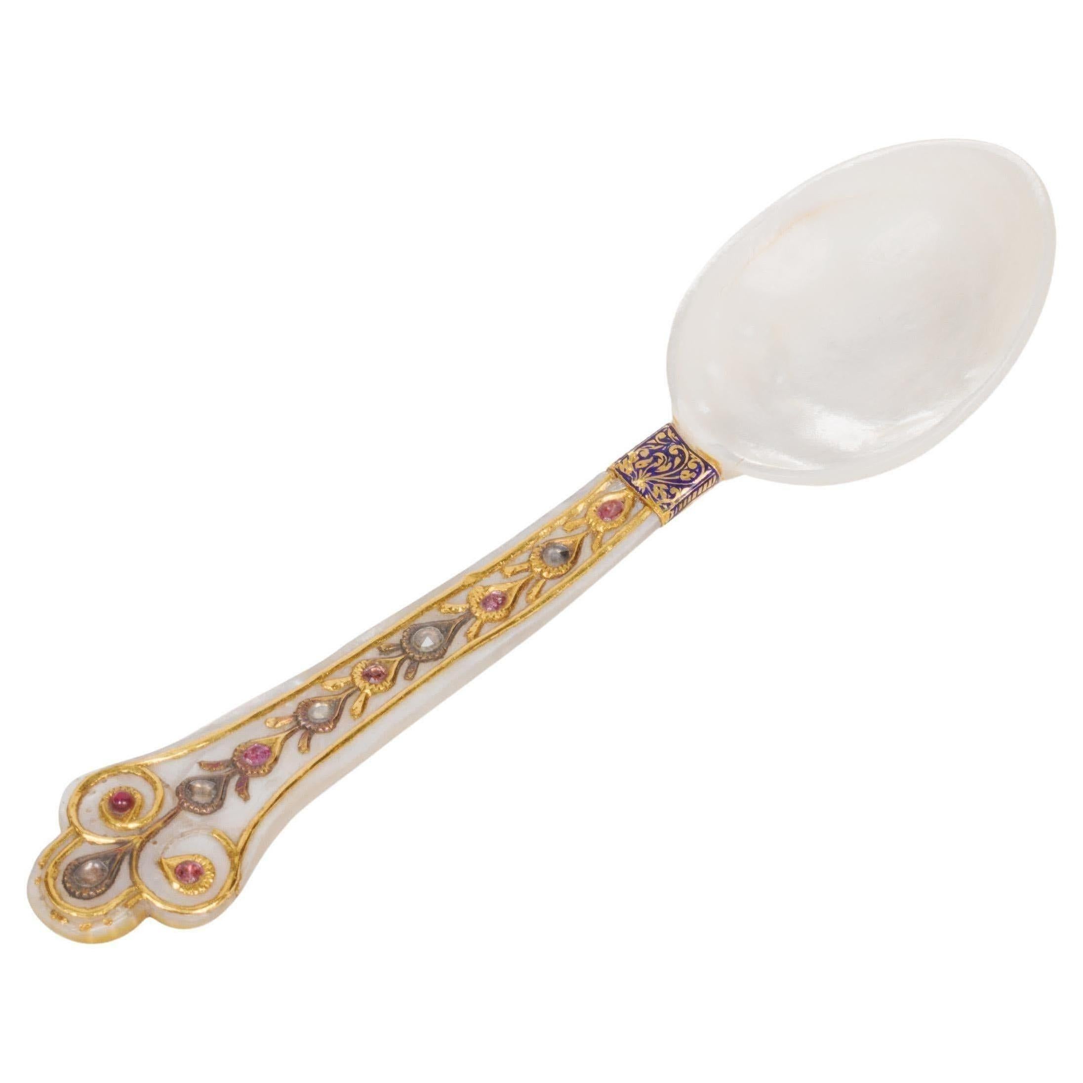 A Rare Mughal Indian Gold and Enamel Mother of Pearl Spoon with Diamonds For Sale