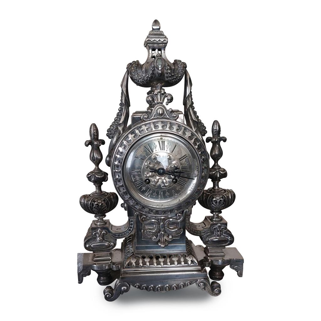 Rare pendule de cheminée néoclassique ancienne et vintage de l'Empire français en bronze argenté en vente 5