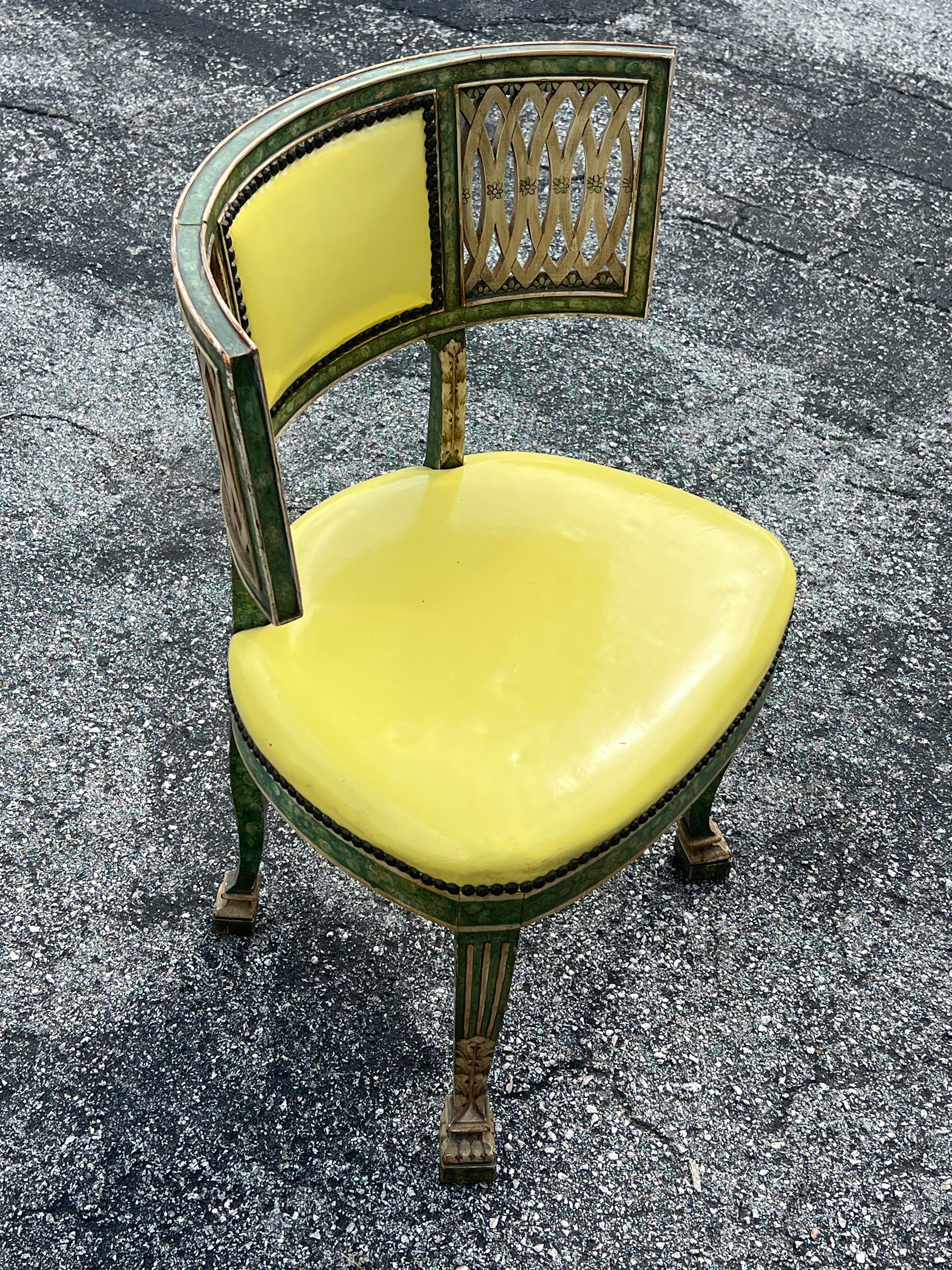 A Rare Original Chair By Syrie Maugham ca' 1940's (Polster) im Angebot