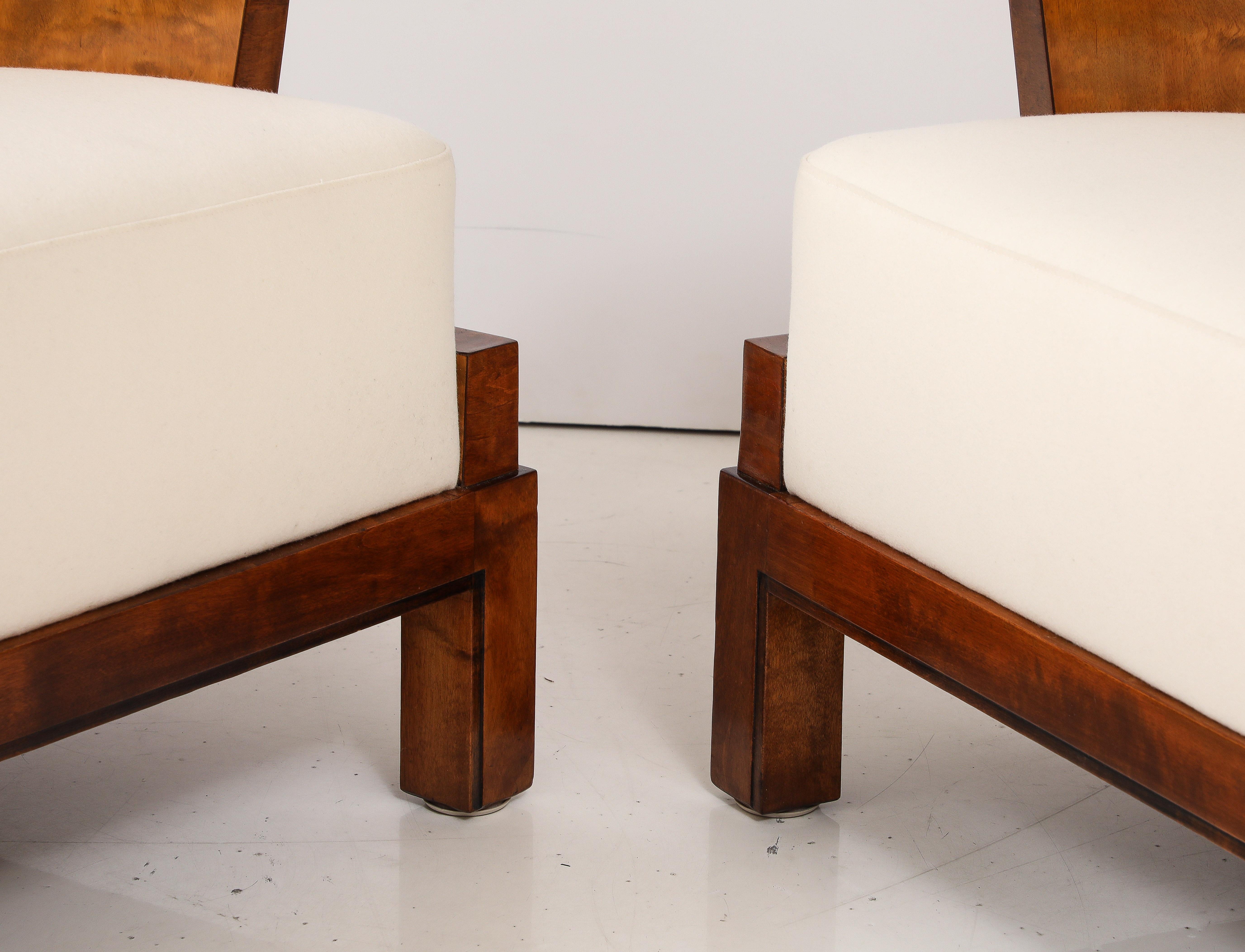 A Rare Pair Finnish Modernist Lounge Chairs, Circa 1930s 5