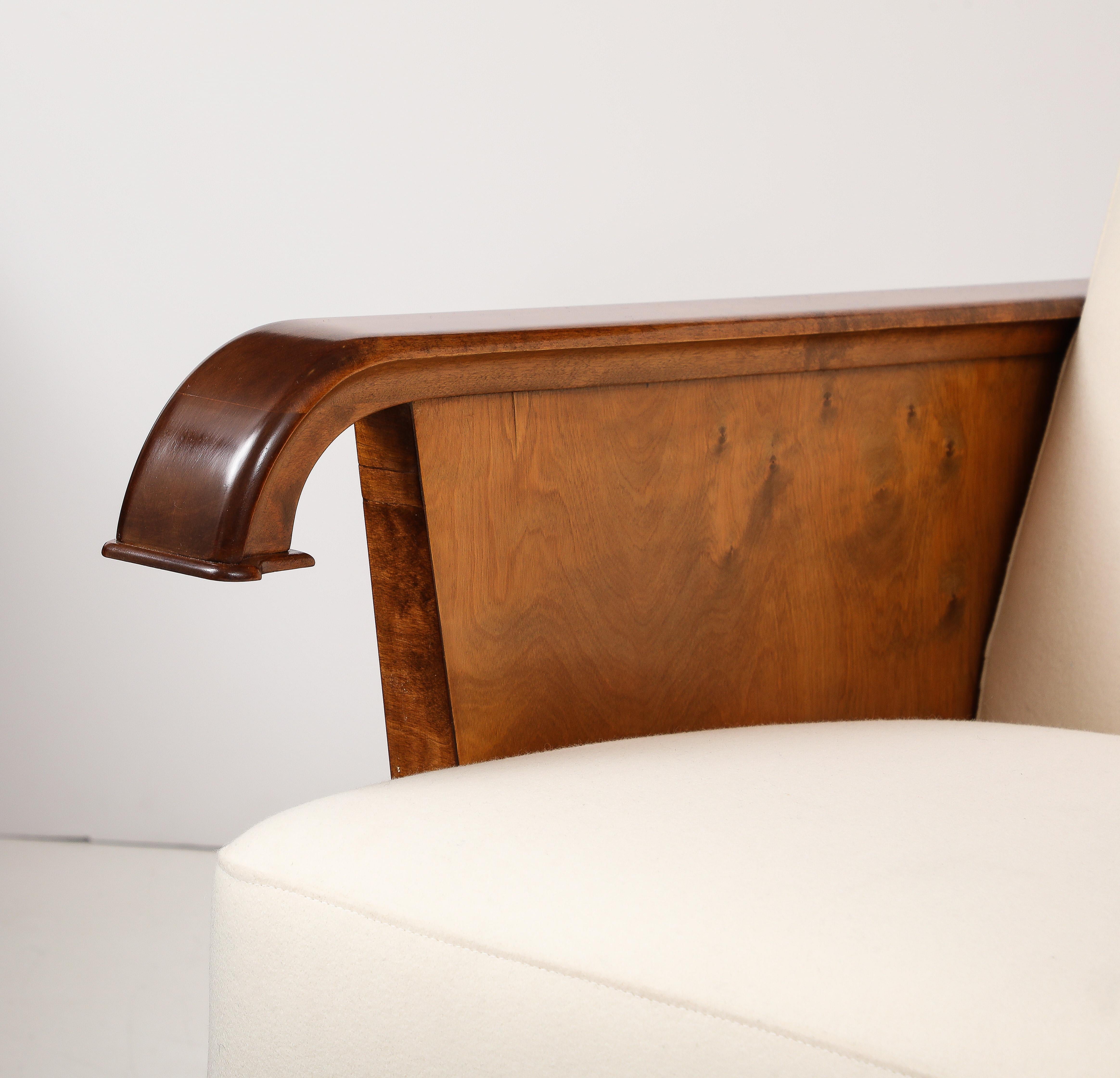 A Rare Pair Finnish Modernist Lounge Chairs, Circa 1930s In Good Condition In New York, NY