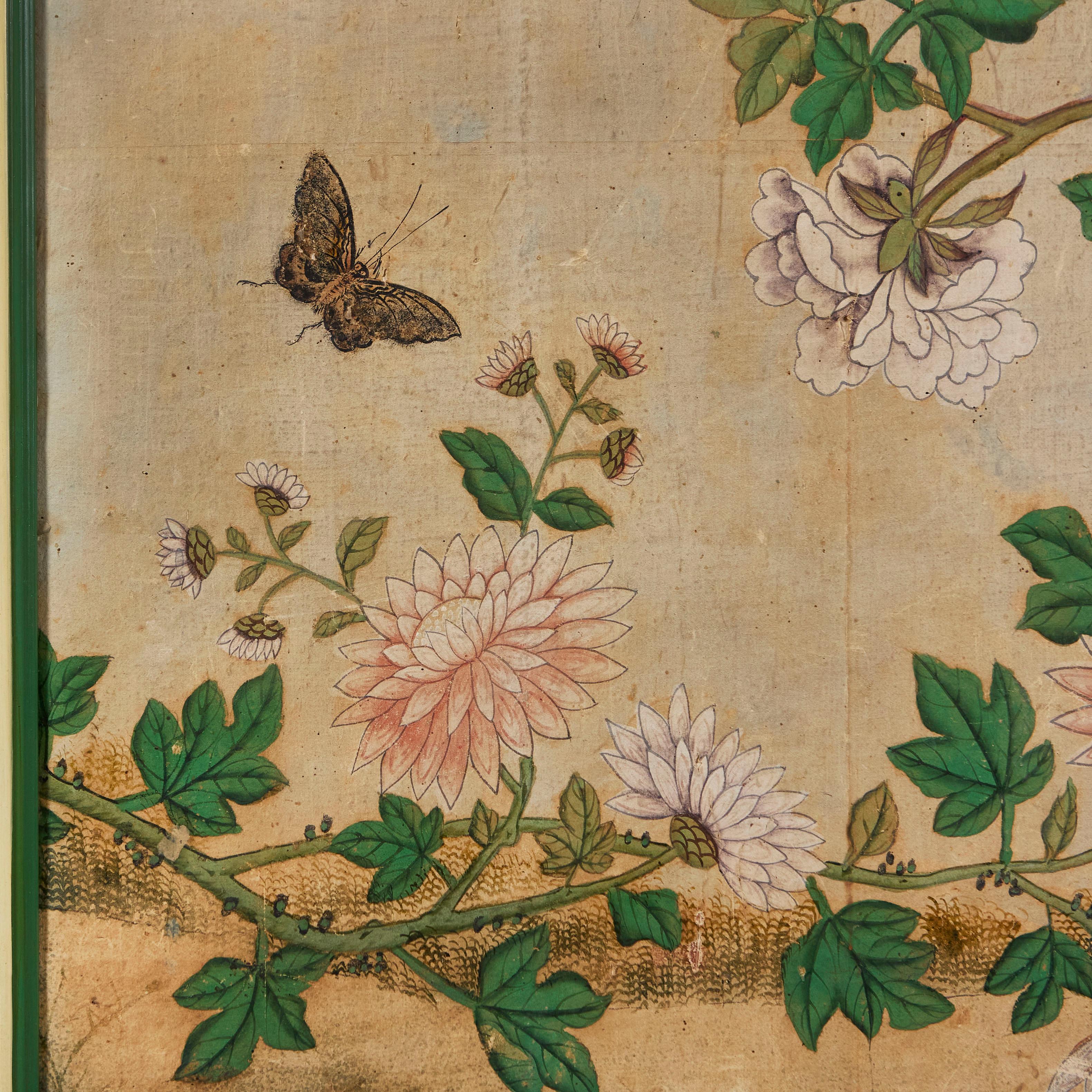 A Rare Pair of 18th Century Chinese Wallpaper Panels  For Sale 3