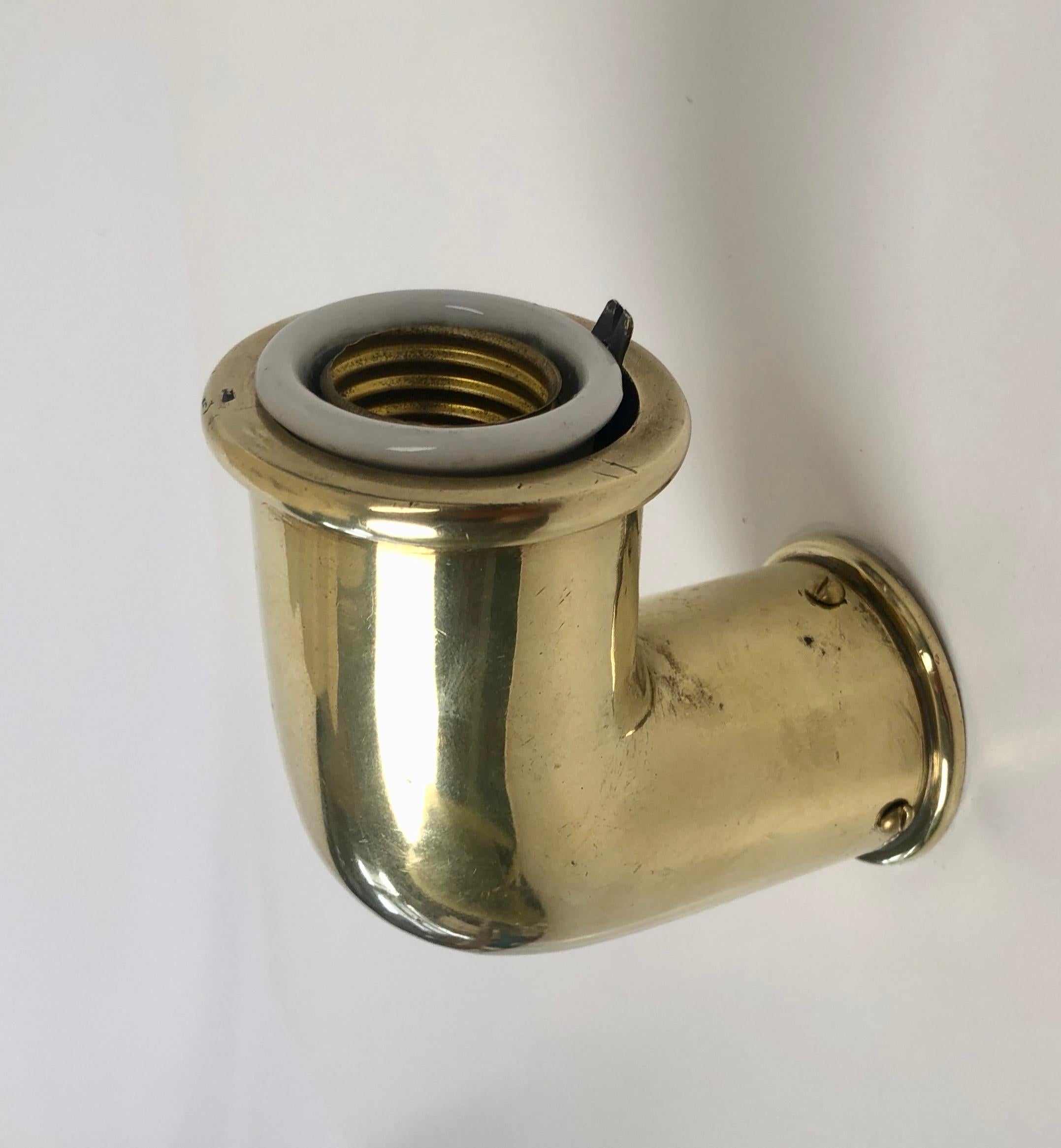 A Rare Pair of Brass Scones from the 1930's, Austria Pulido en venta