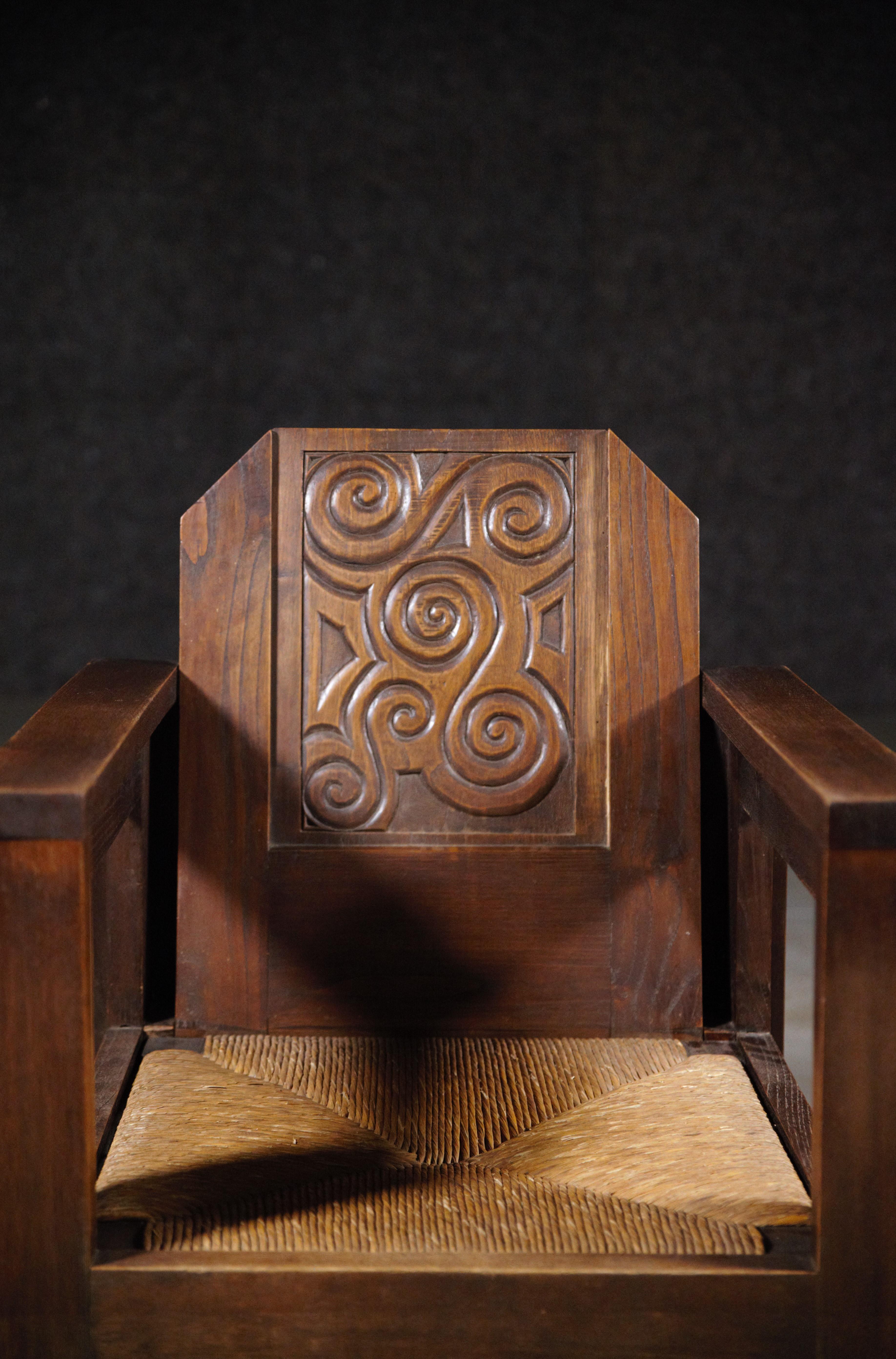 Paire de fauteuils celtiques rares de Joseph Savina France, années 1930 en vente 6