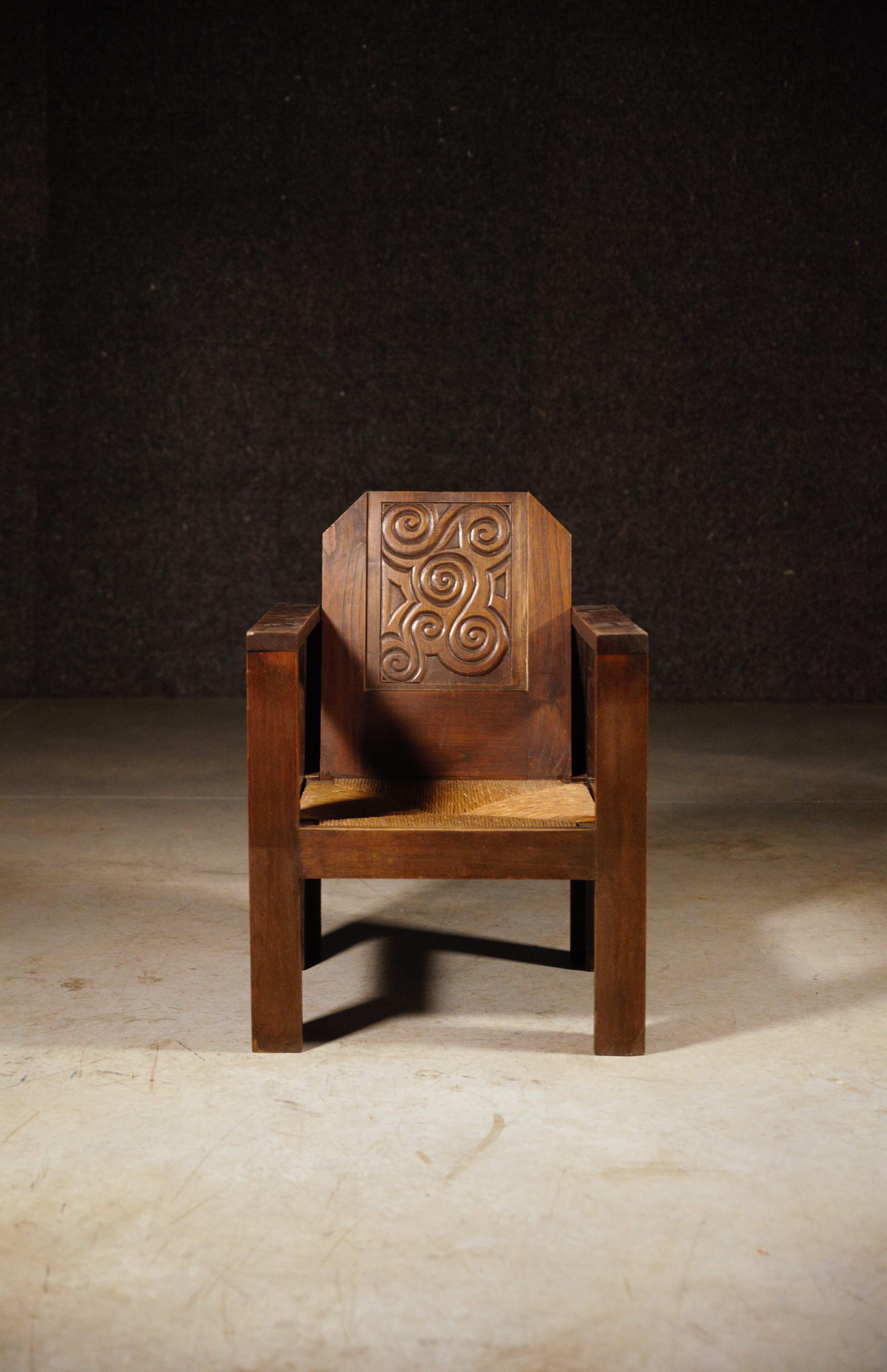 Paire de fauteuils celtiques rares de Joseph Savina France, années 1930 en vente 1