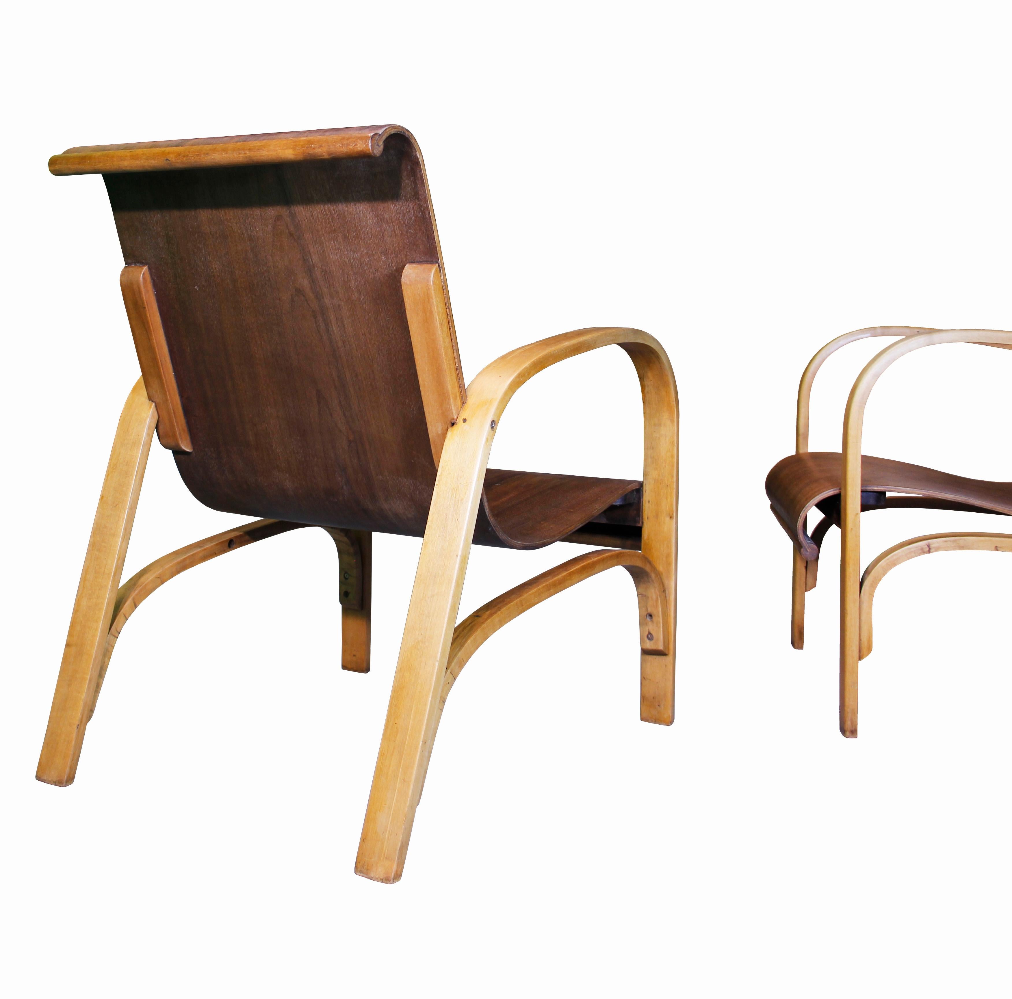 Mid-Century Modern Pair of Curved Ply Armchairs by 