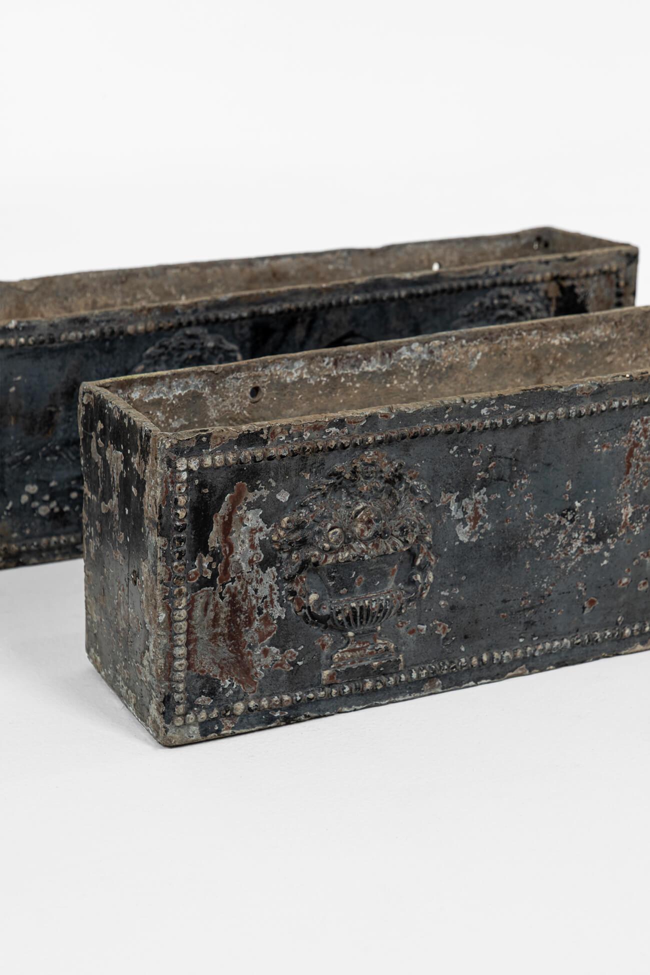 A Rare Pair of English Antique Lead Garden Planters In Fair Condition For Sale In Faversham, GB