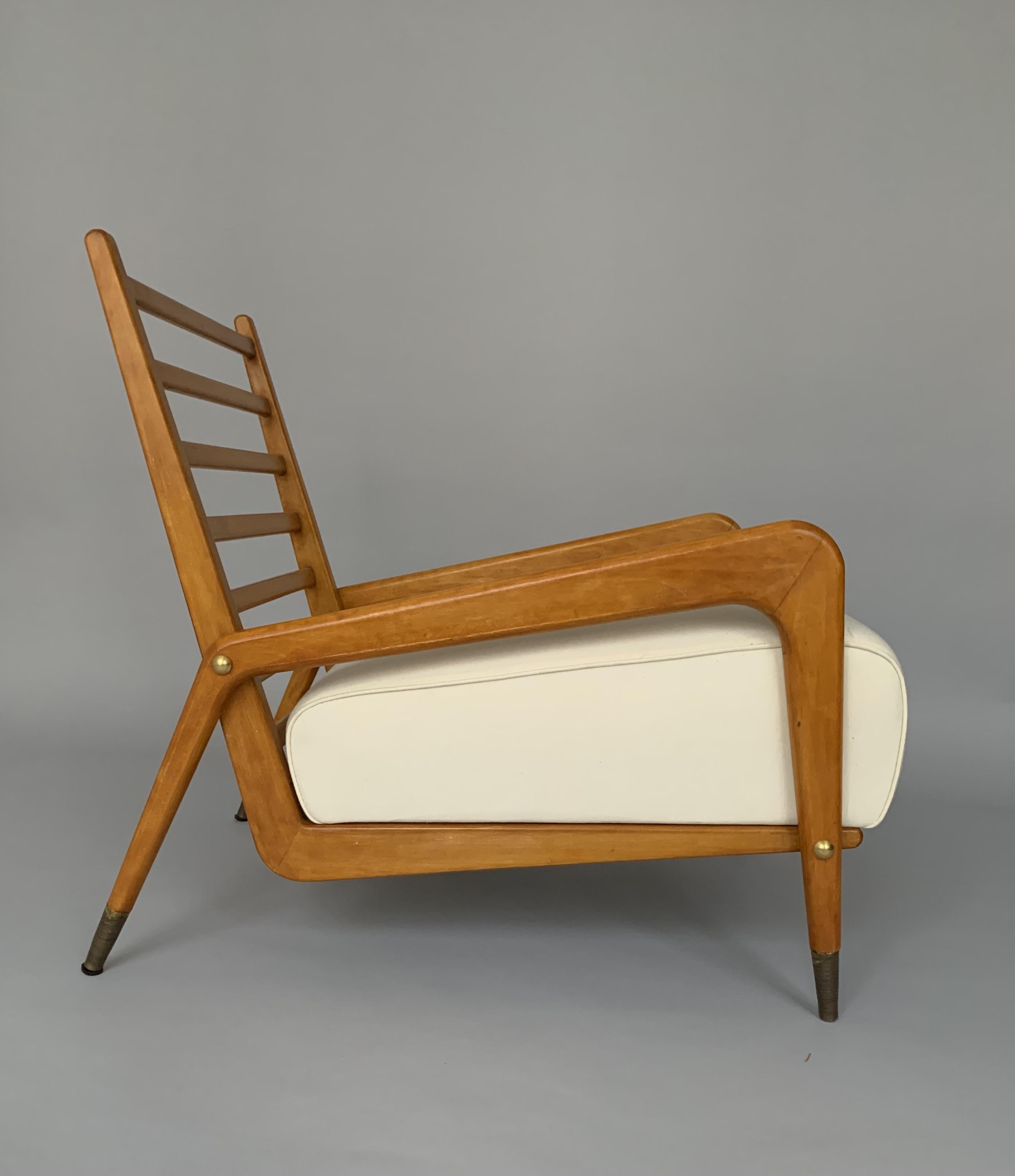 Mid-20th Century A rare pair of Gio Ponti armchairs