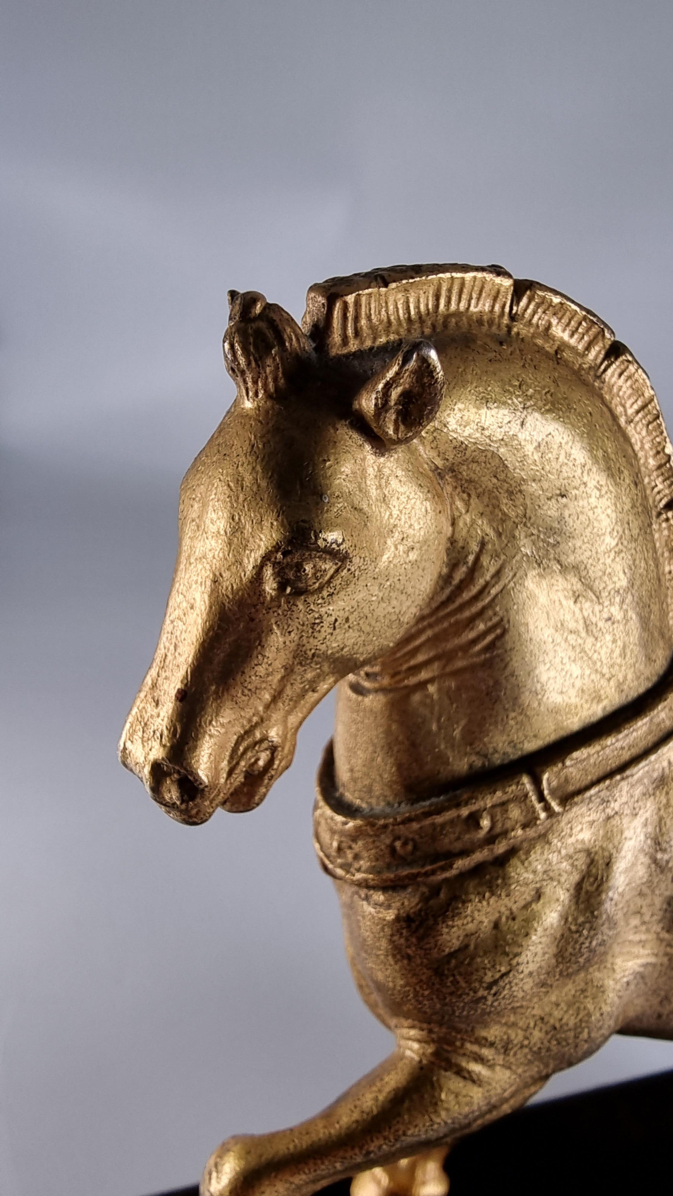 A rare pair of Grand Tour gilt bronze horses of Saint Mark Venice, circa 1900 For Sale 7