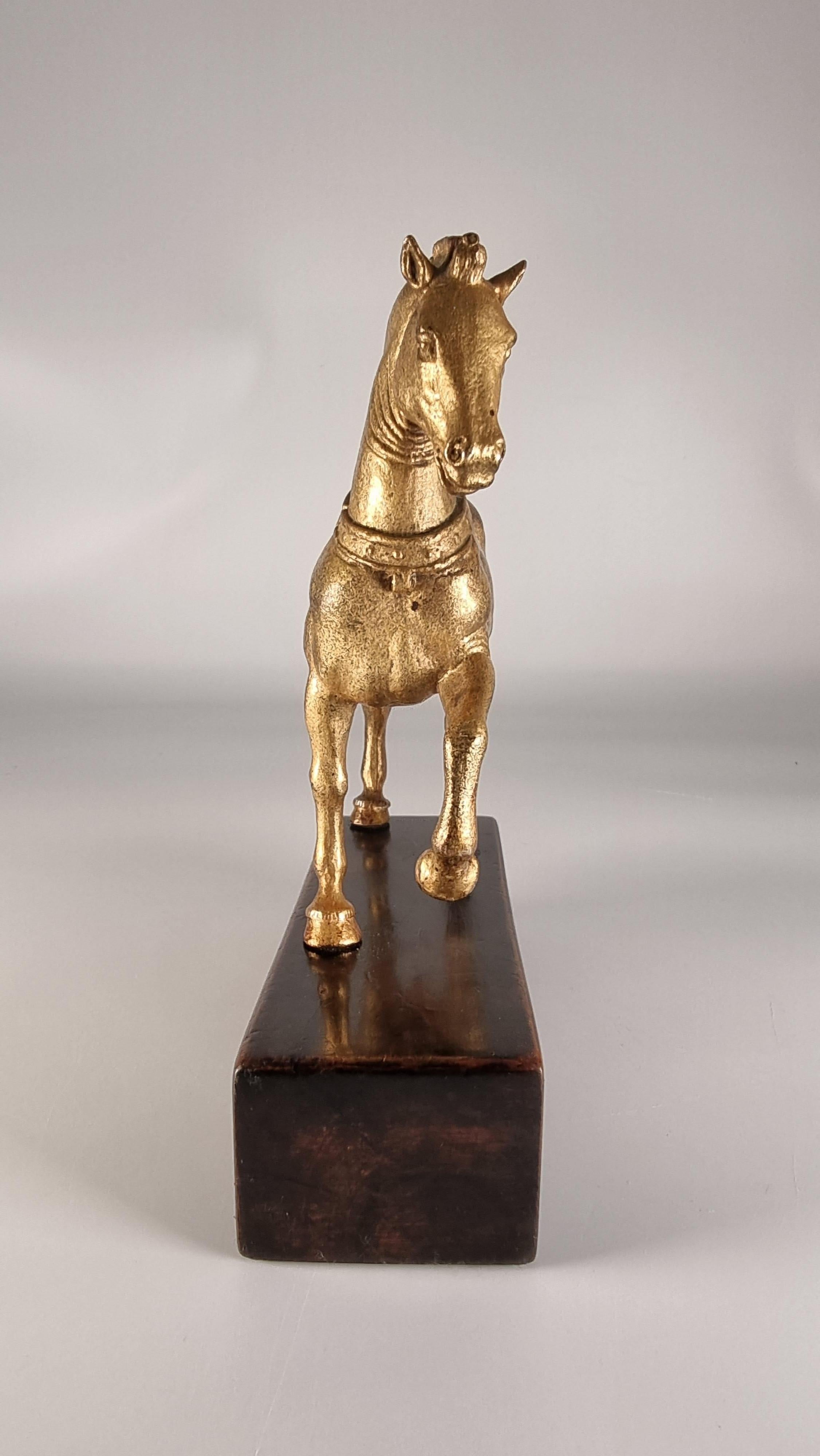 Rare paire de chevaux de Saint Marc de Venise en bronze doré du Grand Tour, vers 1900 en vente 2