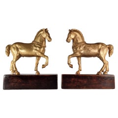 Rare paire de chevaux de Saint Marc de Venise en bronze doré du Grand Tour, vers 1900