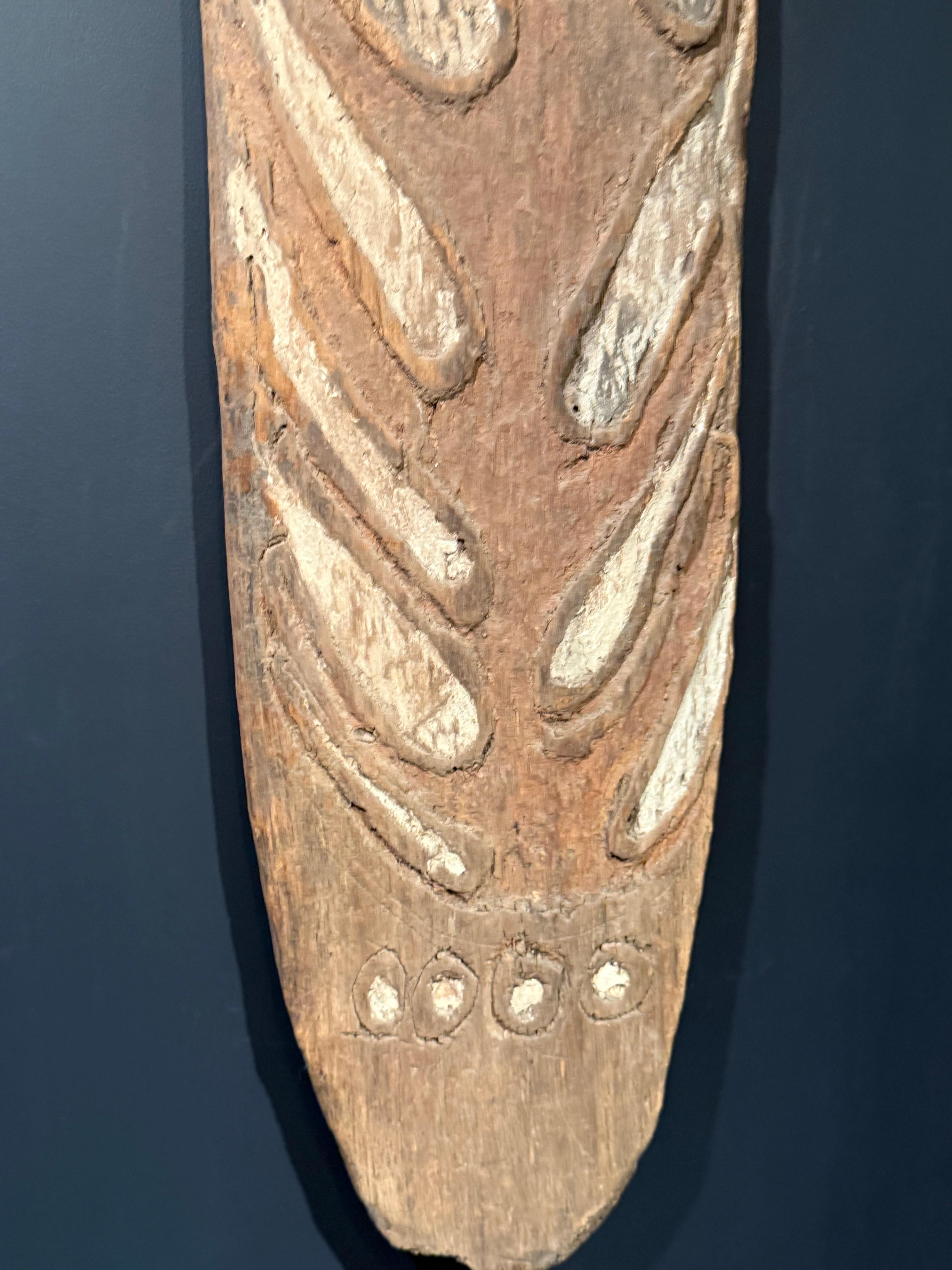 Ein seltenes Spirit Board „Gope“ aus der Schulze Westrum-Kollektion „Gope“ aus Papua (Geschnitzt) im Angebot