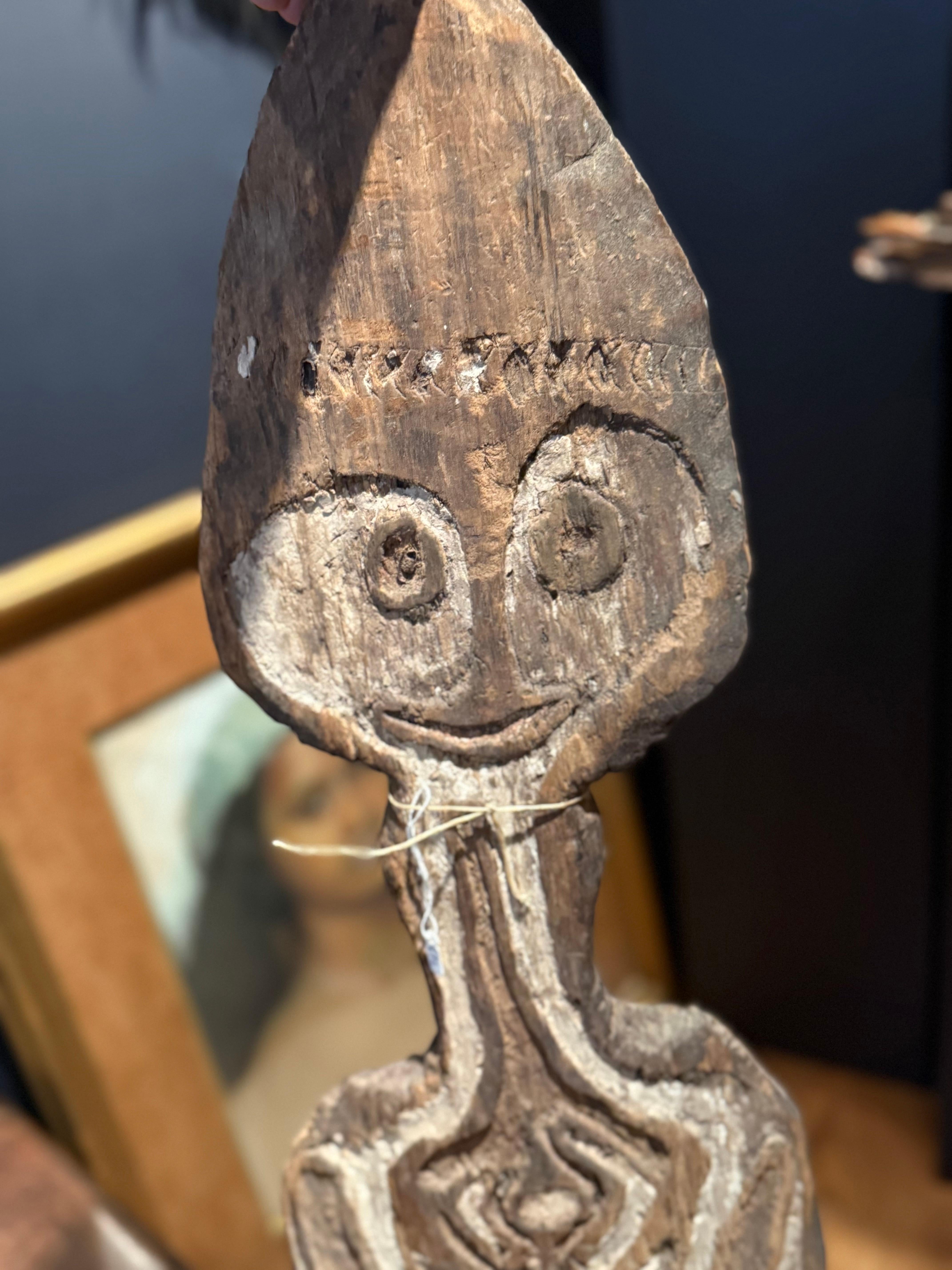 Ein seltenes Spirit Board „Gope“ aus der Schulze Westrum-Kollektion „Gope“ aus Papua (Holz) im Angebot