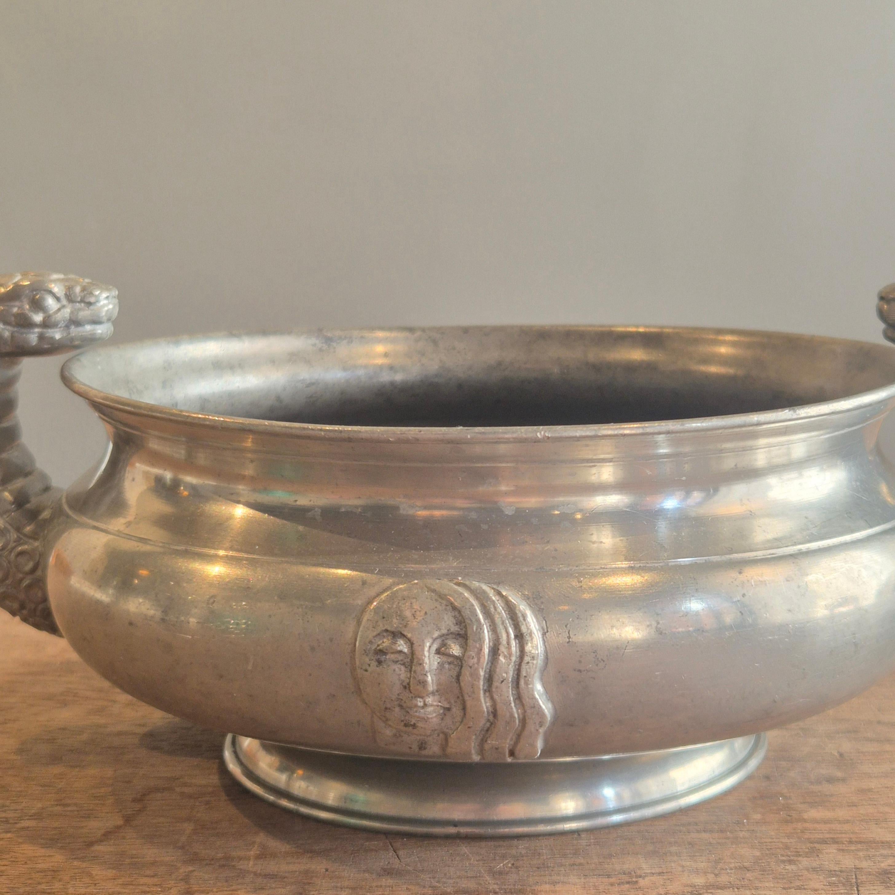 Art Deco A rare pewter bowl by Anna Petrus for Firma Svenskt Tenn 1927 / Swedish Grace For Sale