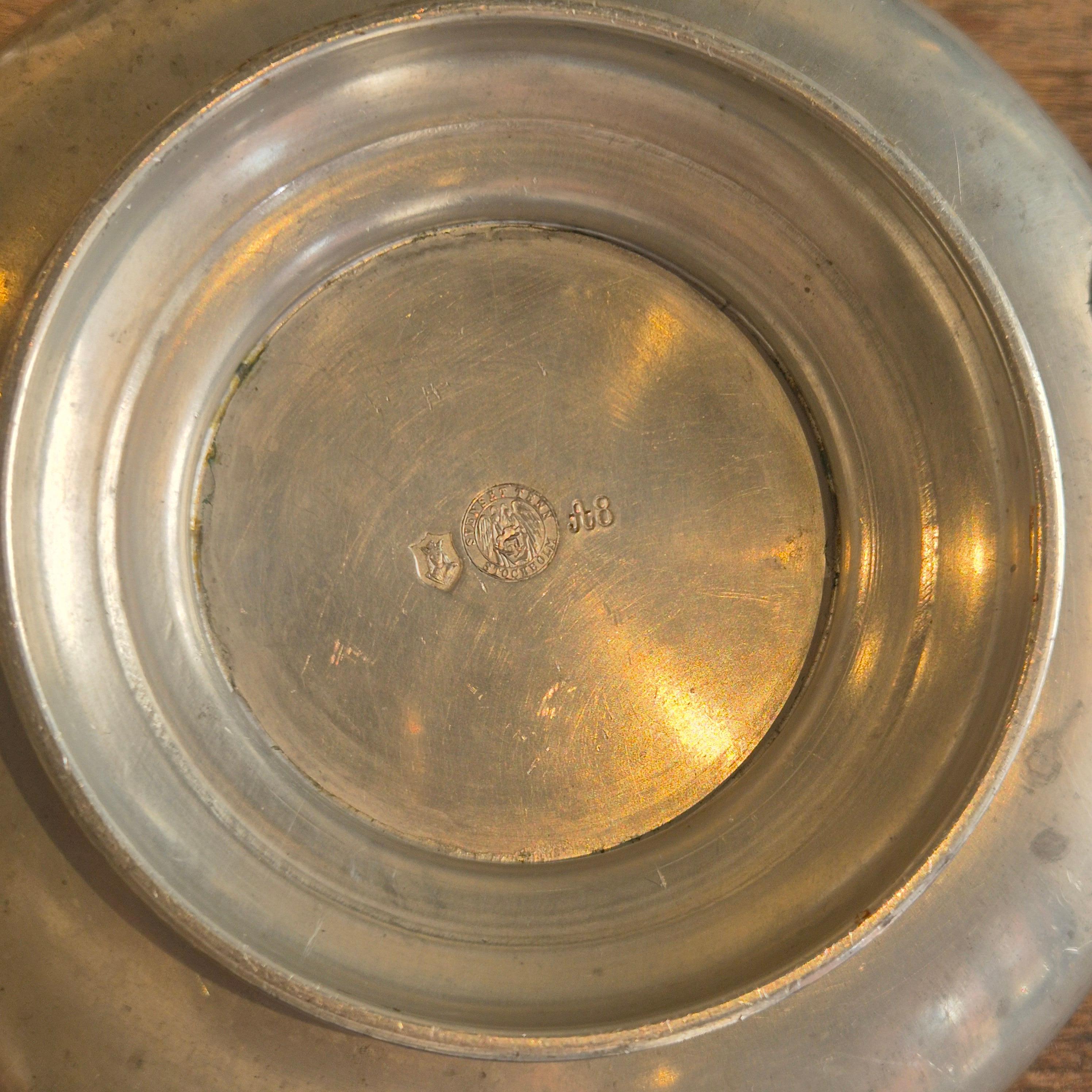 A rare pewter bowl by Anna Petrus for Firma Svenskt Tenn 1927 / Swedish Grace For Sale 2