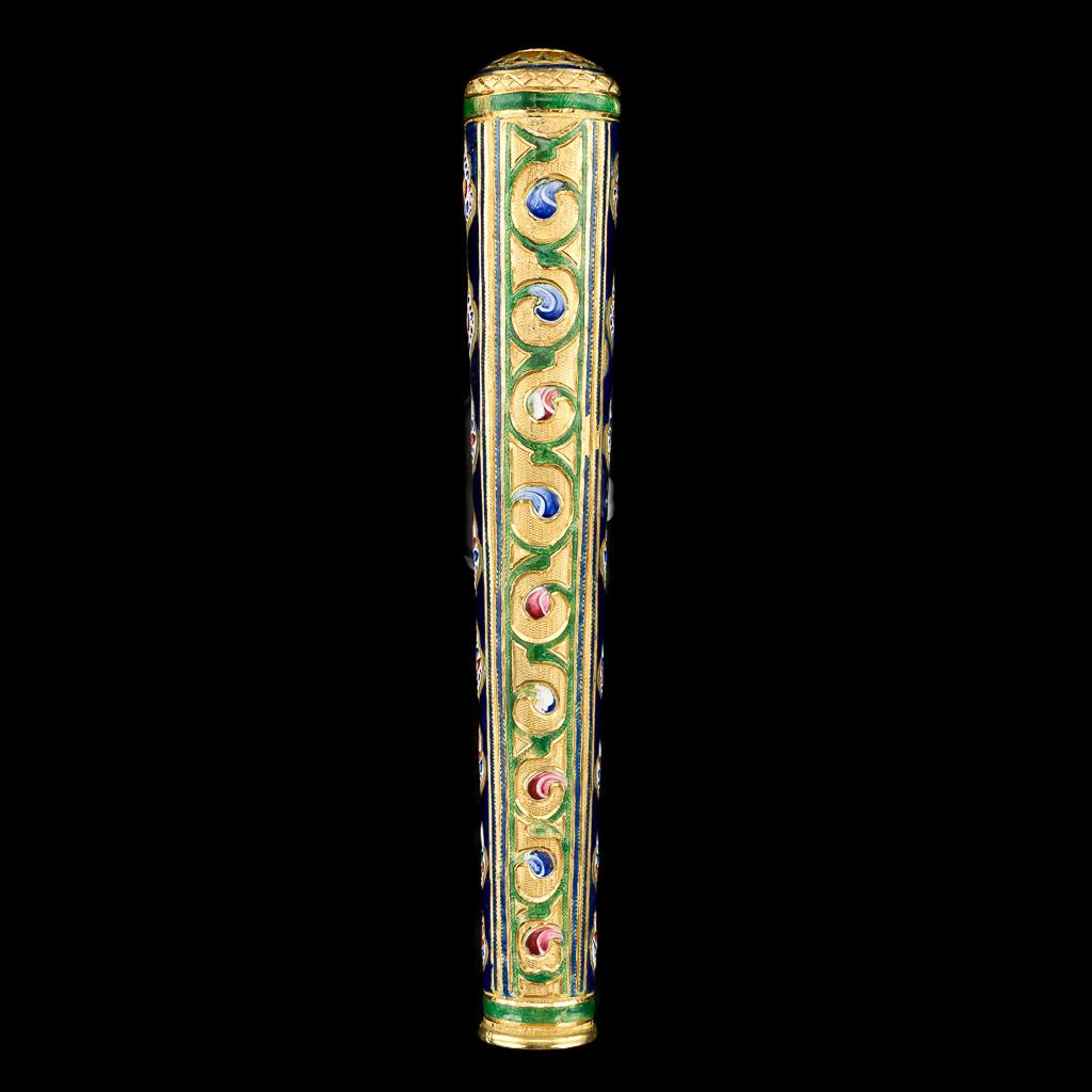 Rare Qajar Gold and Enamel Parasol Cane Handle In Good Condition For Sale In New York, NY