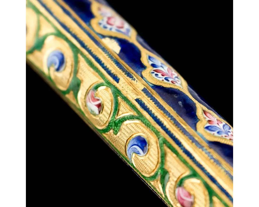 Rare Qajar Gold and Enamel Parasol Cane Handle For Sale 5