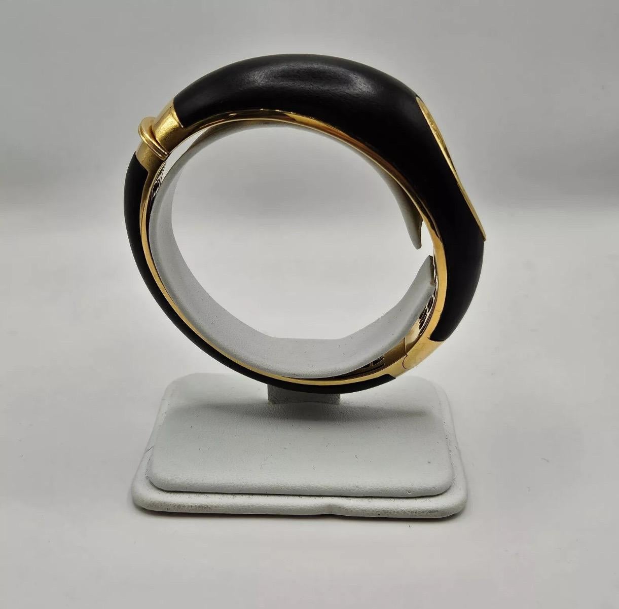 A Rare Roberto Coin 'Capri Plus' Ebony Wood & Diamond 18ct-18k Gold Bangle In Excellent Condition In Kenley surrey, GB