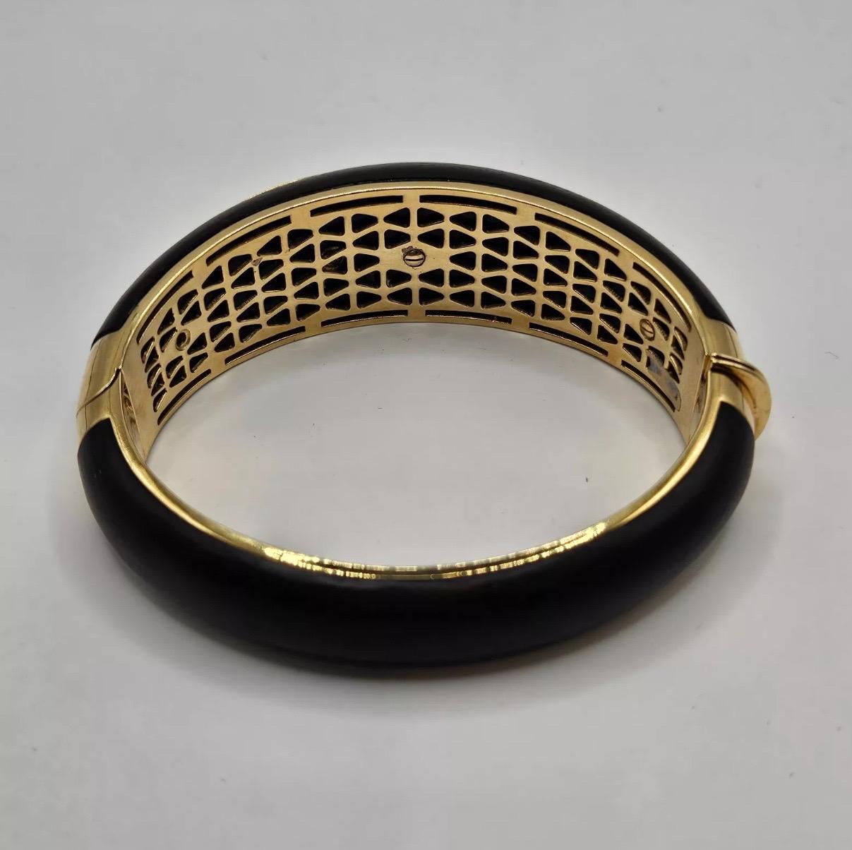 A Rare Roberto Coin 'Capri Plus' Ebony Wood & Diamond 18ct-18k Gold Bangle 2
