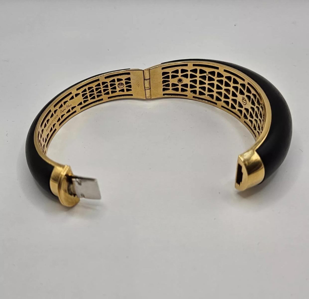 A Rare Roberto Coin 'Capri Plus' Ebony Wood & Diamond 18ct-18k Gold Bangle 3
