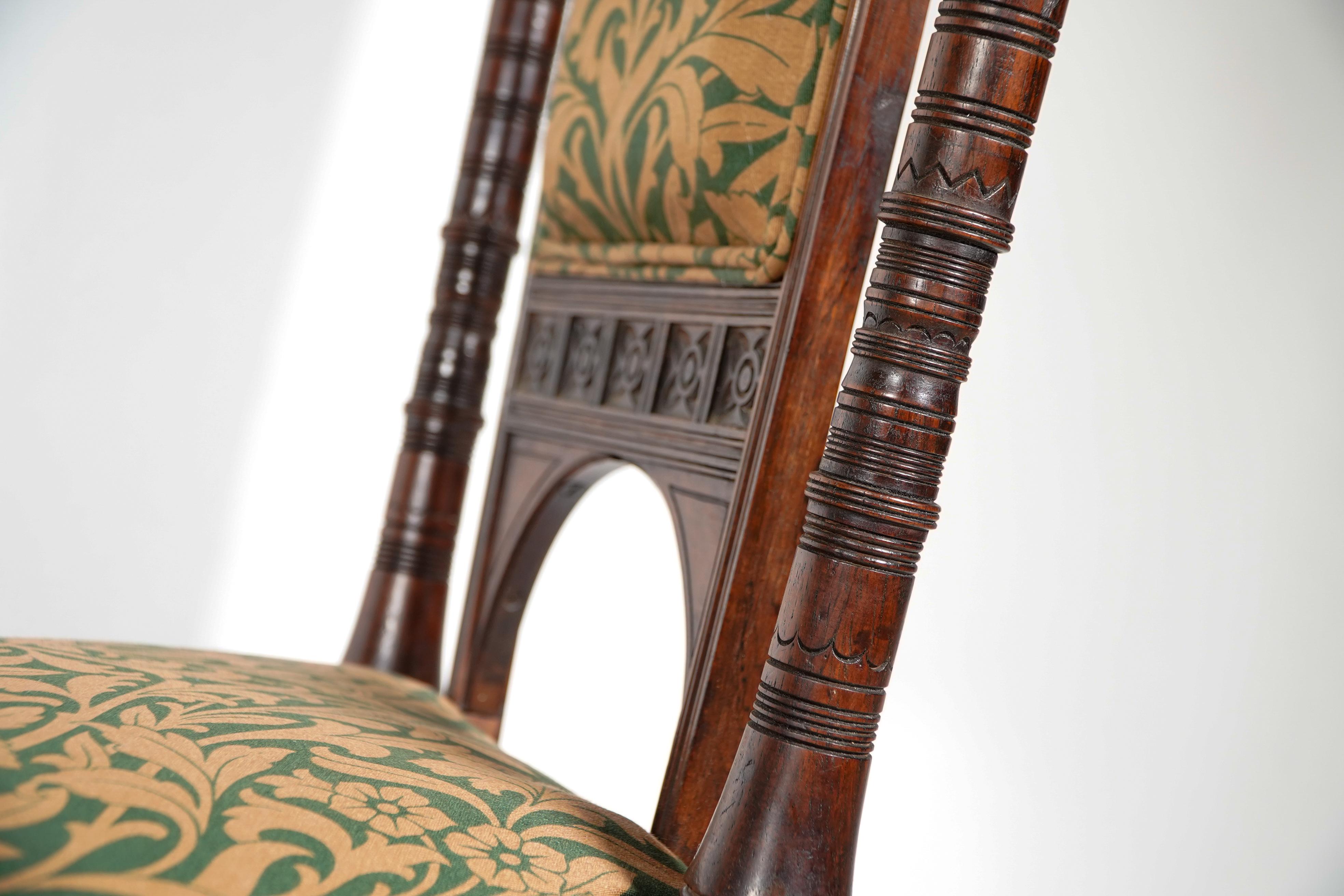 A rare Rosewood side chair with finely carved and turned details For Sale 2