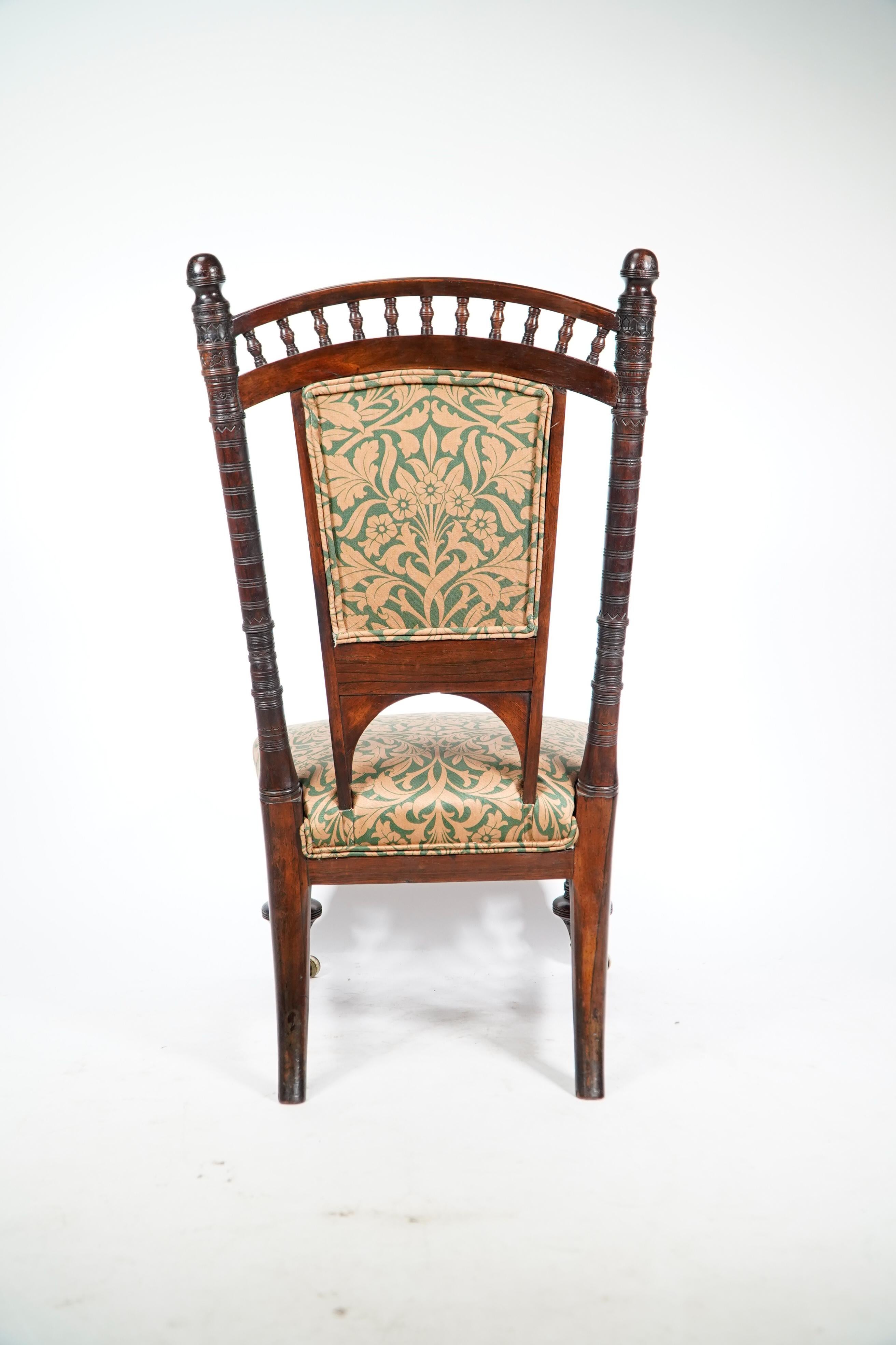 A rare Rosewood side chair with finely carved and turned details For Sale 9