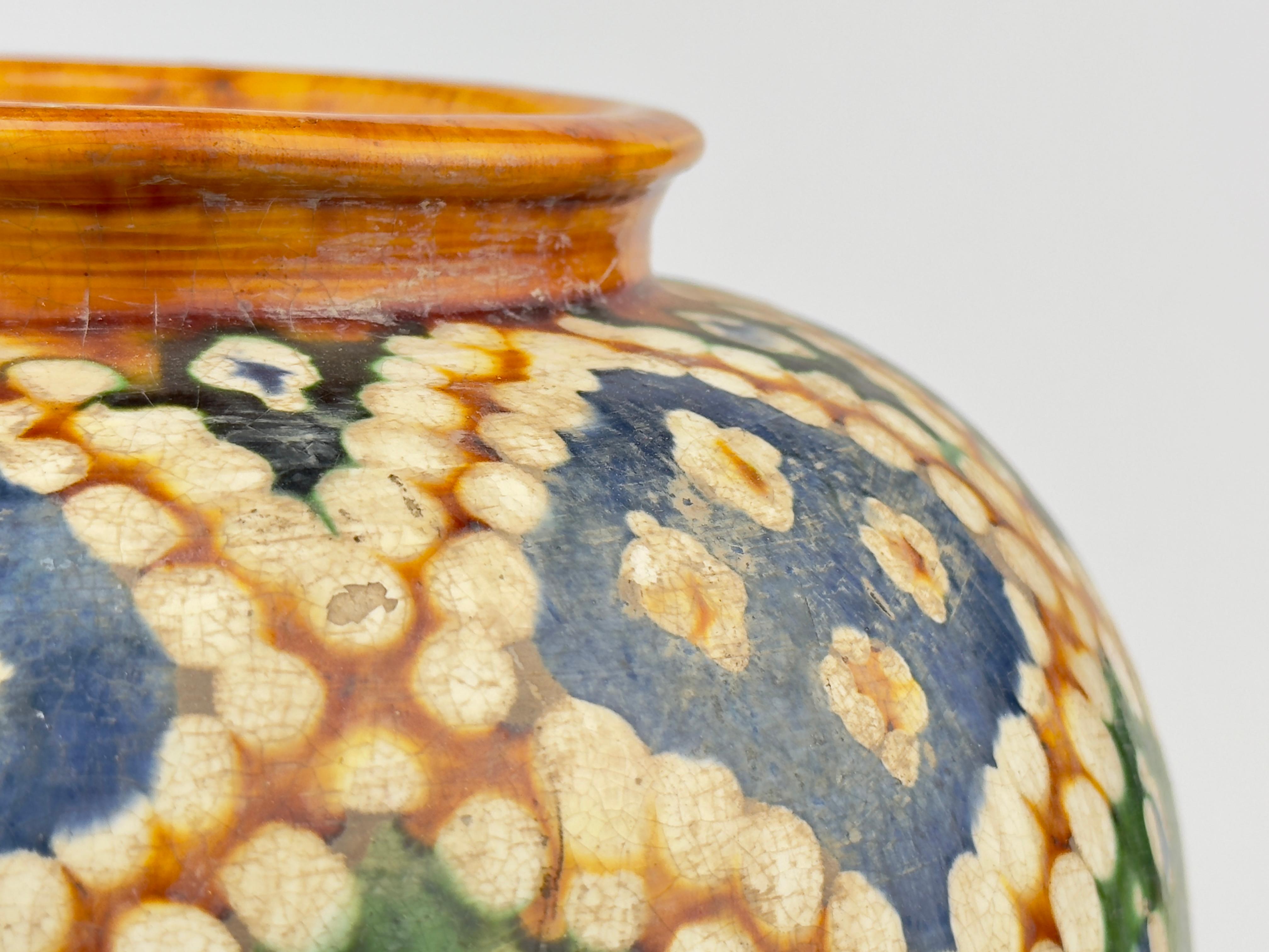 A Rare Sancai-Glazed Pottery Jar, Tang Dynasty For Sale 2