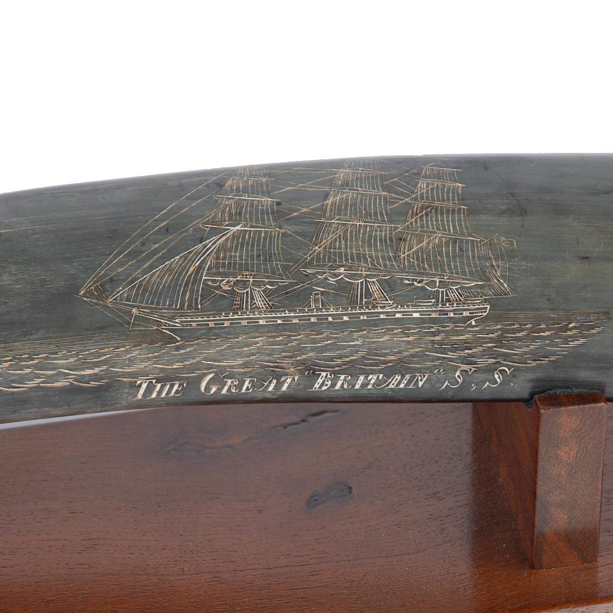 Un raro corno decorato con scrimshaw attribuito a C.H. A. C. Legno in vendita 10
