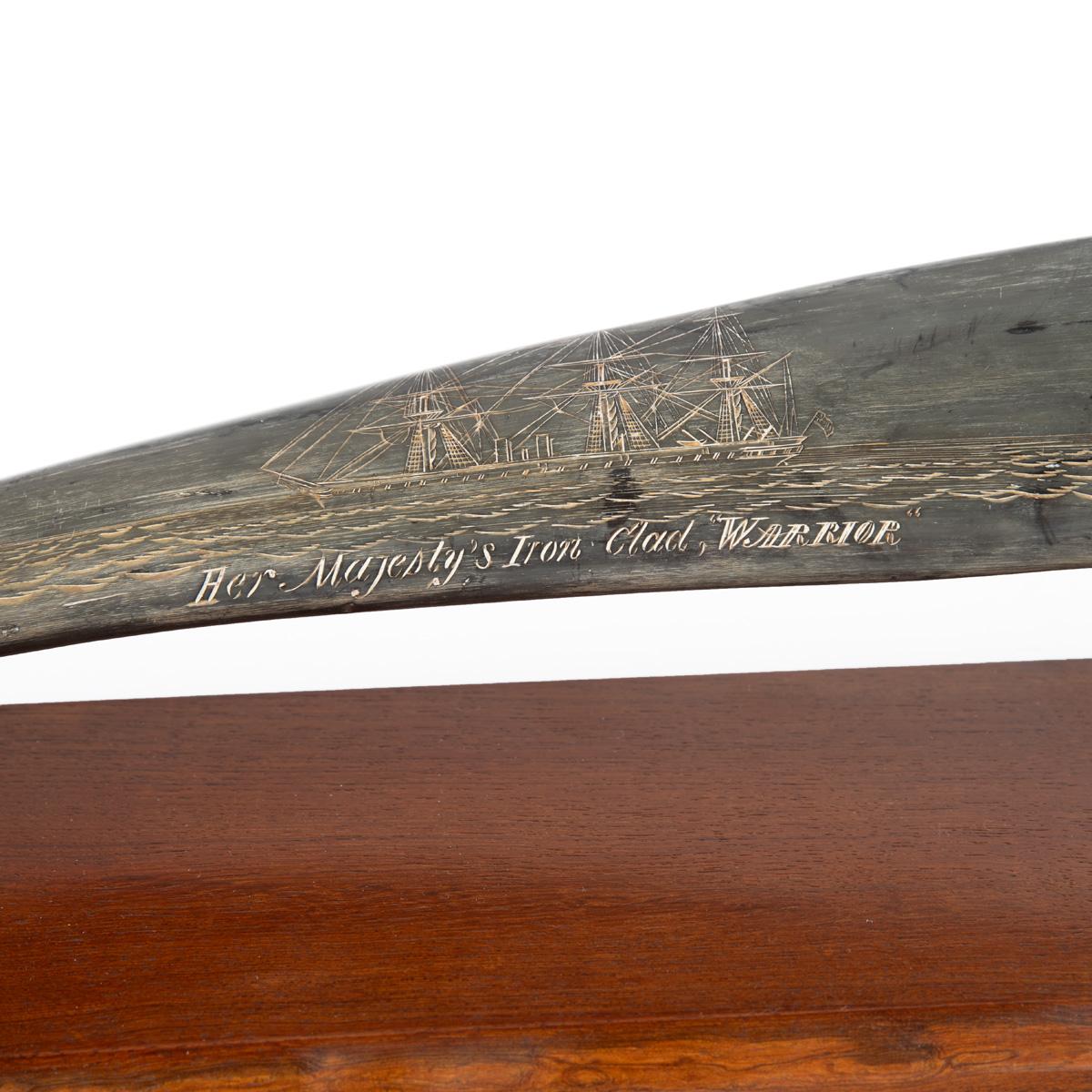 Un raro corno decorato con scrimshaw attribuito a C.H. A. C. Legno in vendita 13