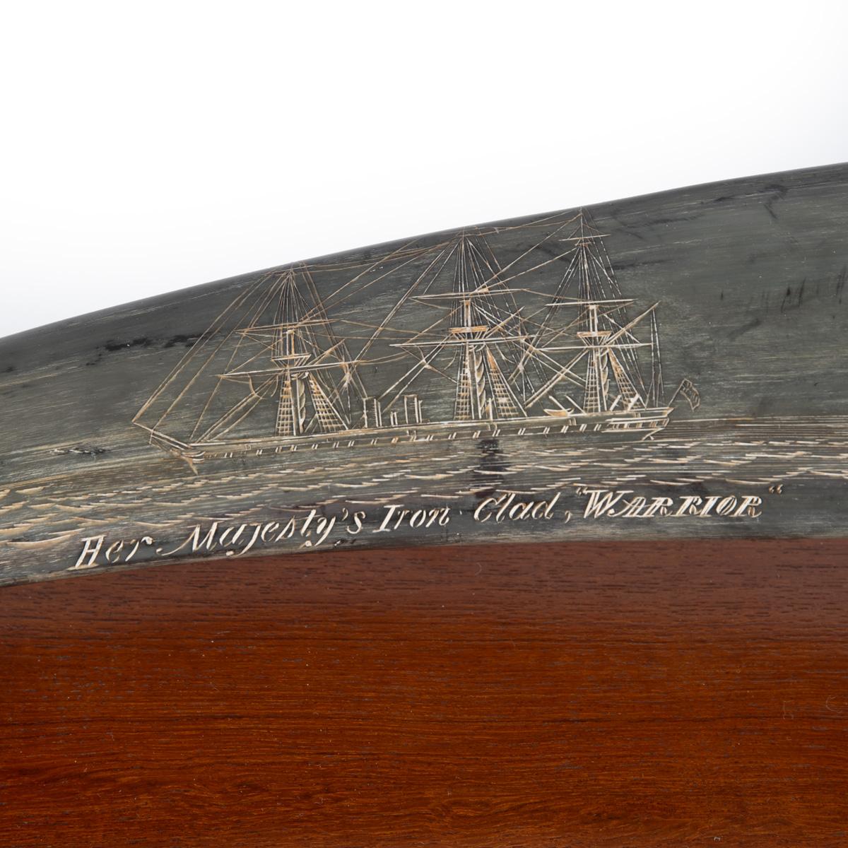 Corno Un raro corno decorato con scrimshaw attribuito a C.H. A. C. Legno in vendita
