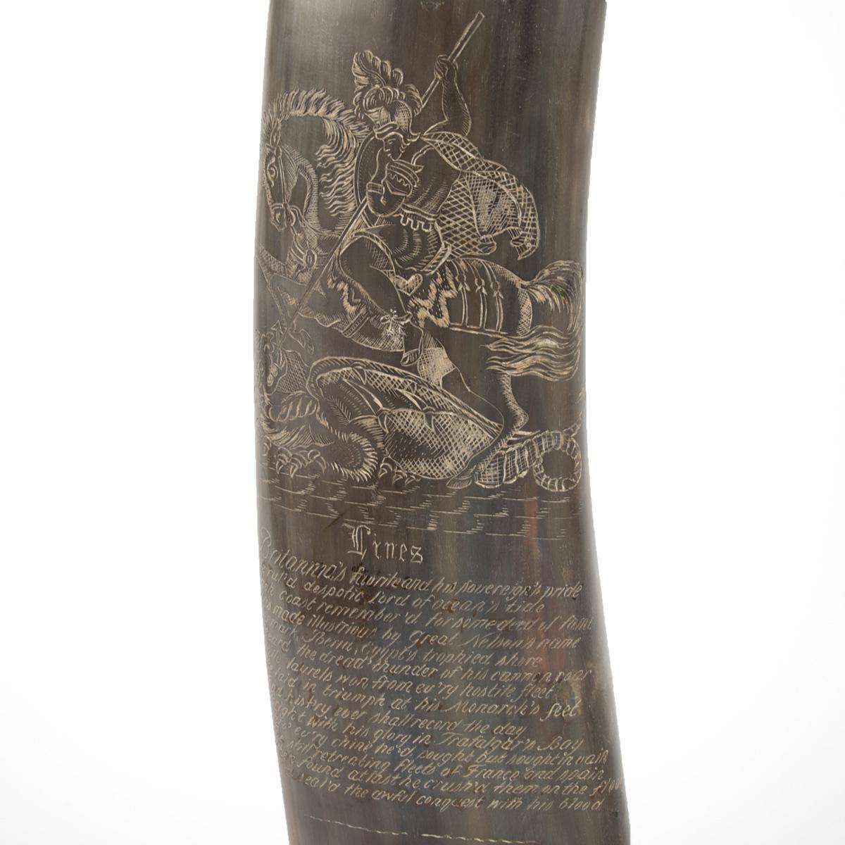 Un raro corno decorato con scrimshaw attribuito a C.H. A. C. Legno in vendita 1