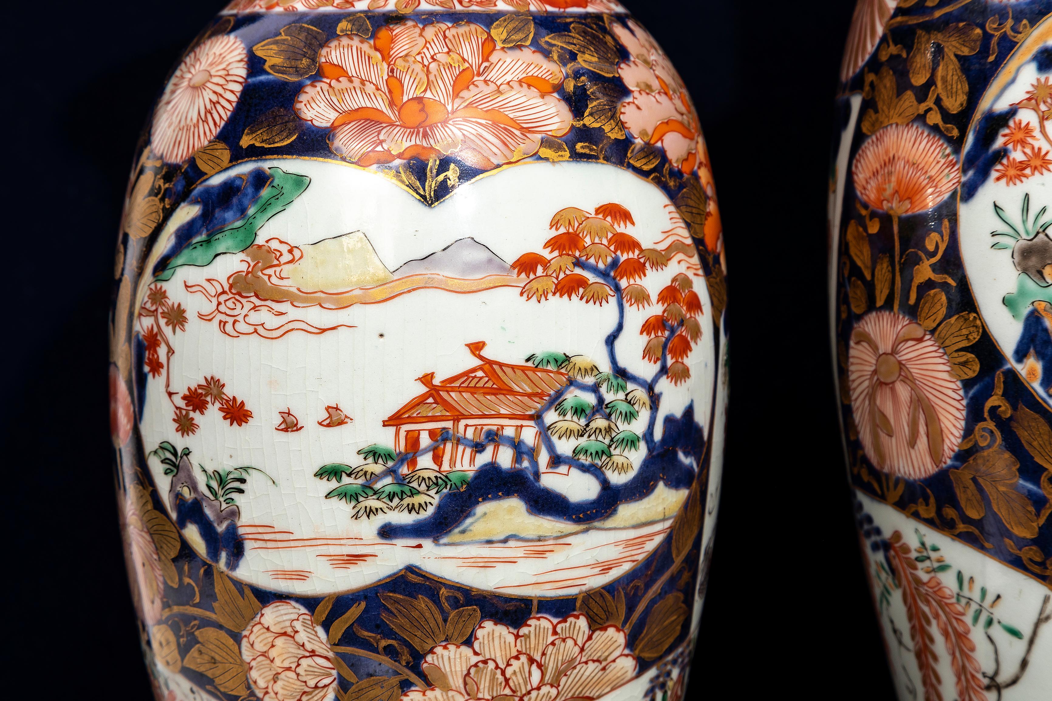 Seltener Satz von 5 Vasen aus japanischem Arita Porcelain im Imari-Stil aus der Edo-Zeit im Zustand „Gut“ im Angebot in New York, NY