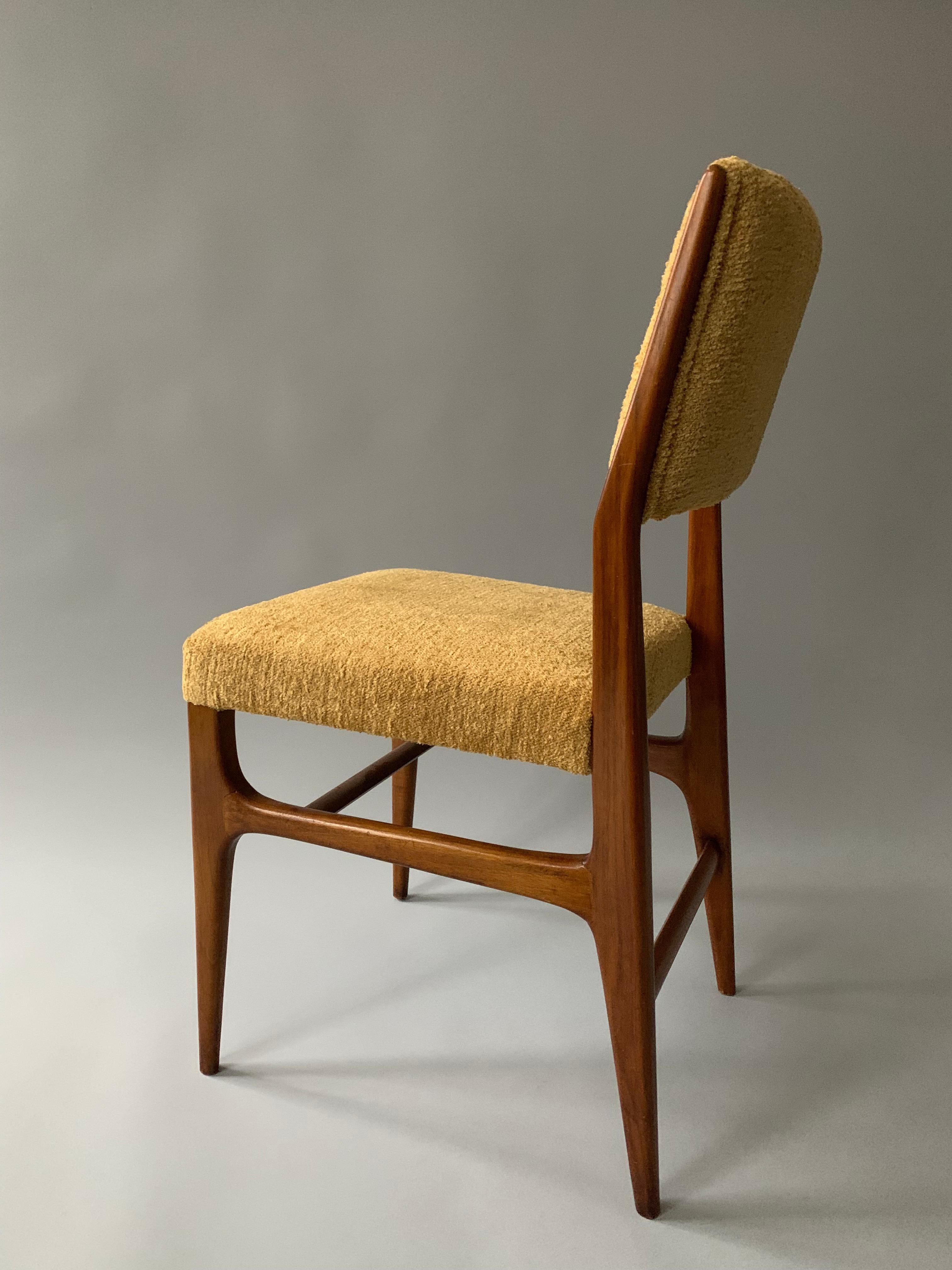 Mid-20th Century A rare set of Gio Ponti dining chairs. For Sale