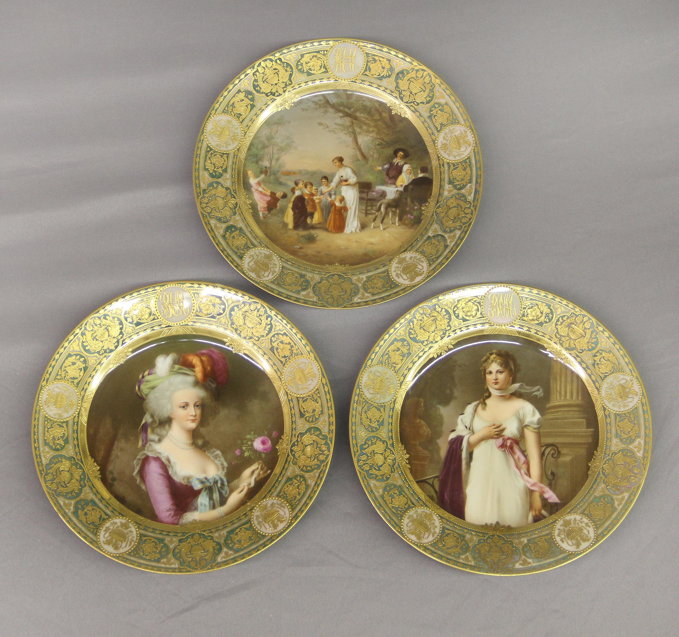Allemand Rare service de douze assiettes de collection en porcelaine allemande de Dresde de la fin du 19e siècle en vente