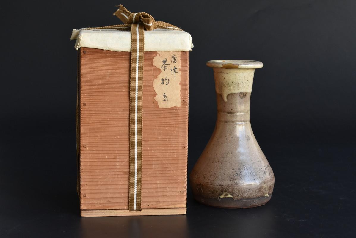 vase made in japan