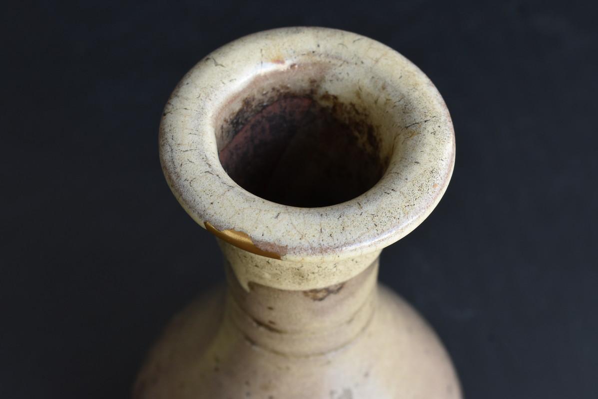 Rare Small Antique Vase Made in the Edo Period in Japan / 1750-1850 In Good Condition In Sammu-shi, Chiba
