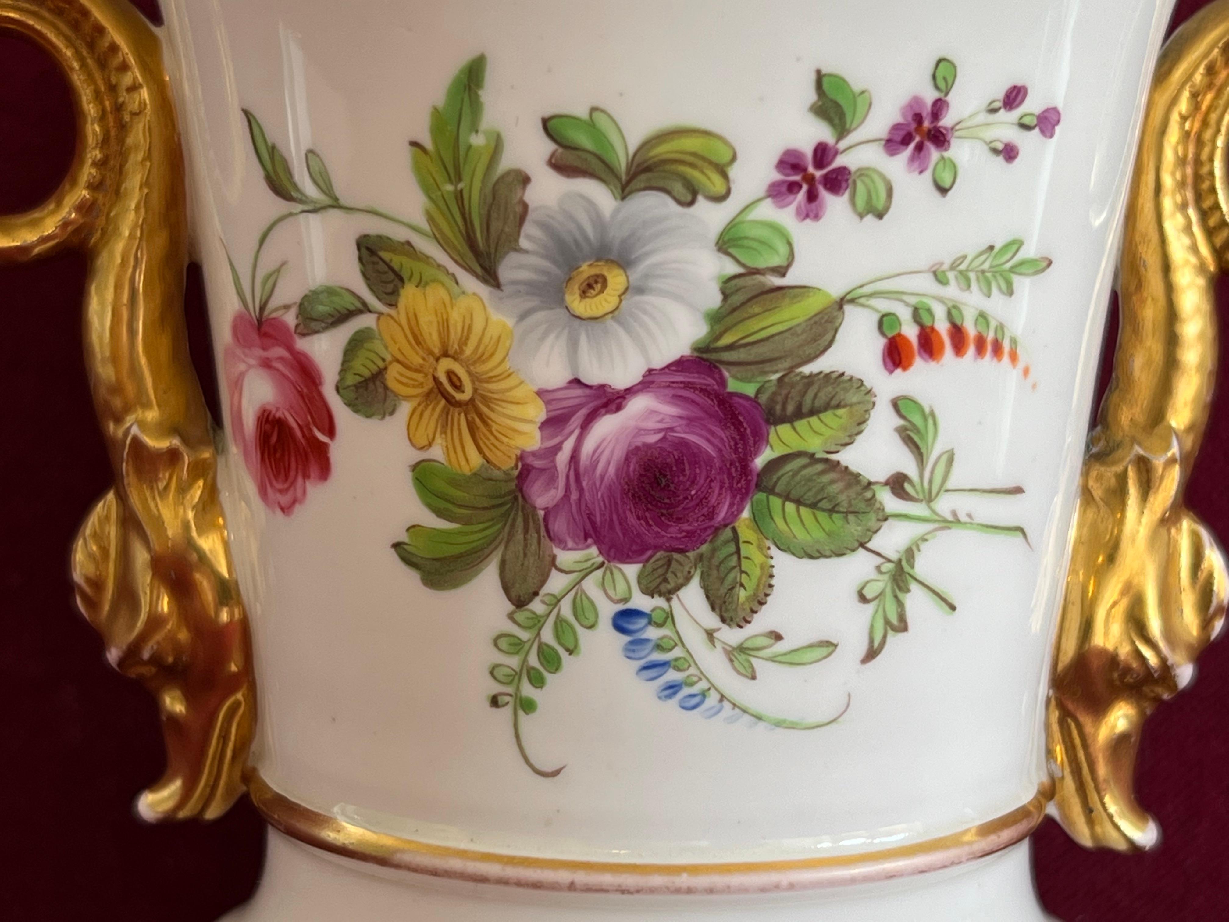 Porcelaine Rare vase Spode en porcelaine décoré de coquillages, motif 3930 C.1824 en vente