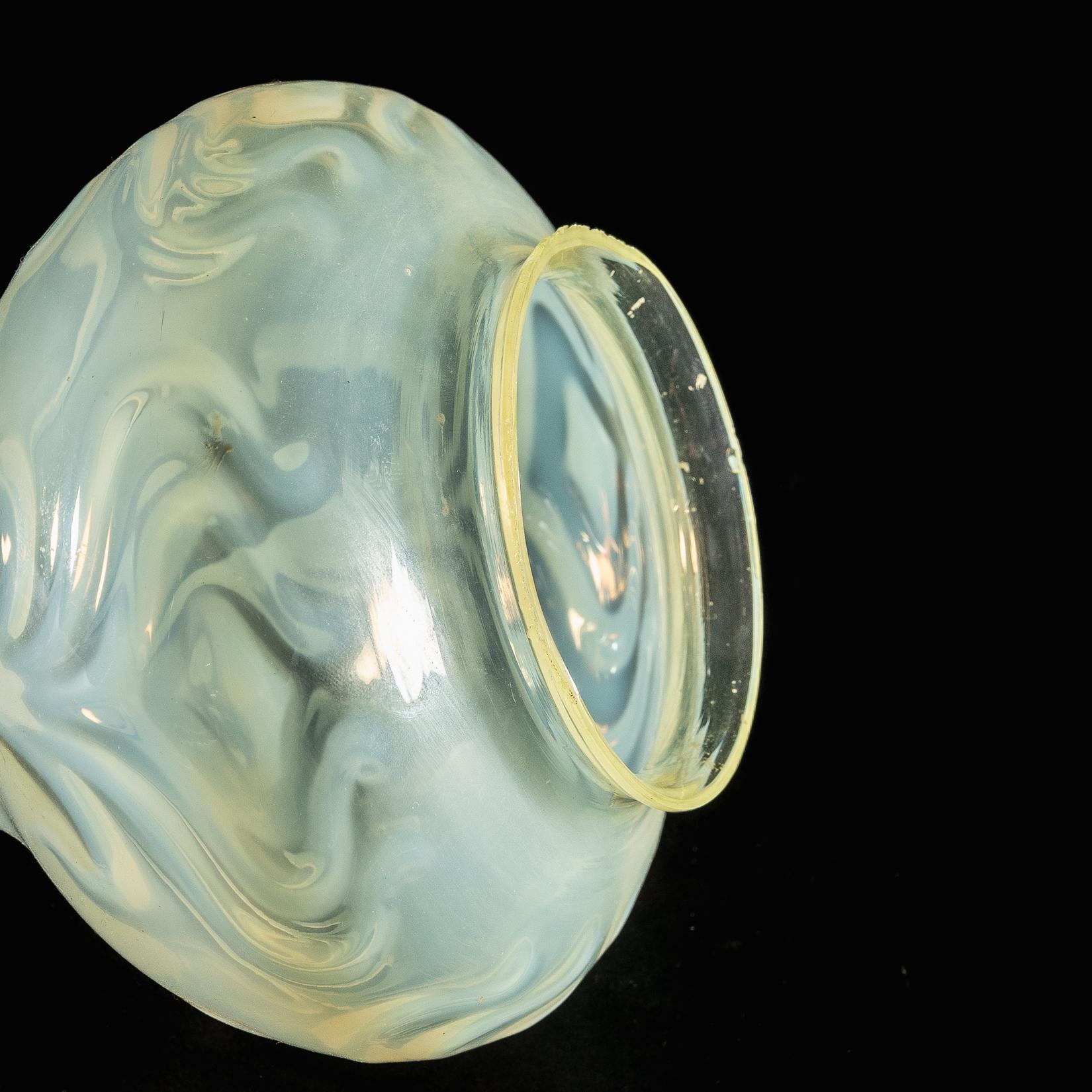 A Rare Tear Drop Vaseline Glass Shade with Peacock Feather Motifs For Sale 9