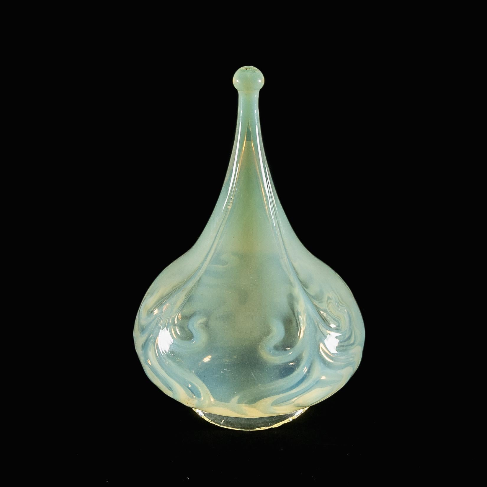Hand-Crafted A Rare Tear Drop Vaseline Glass Shade with Peacock Feather Motifs For Sale