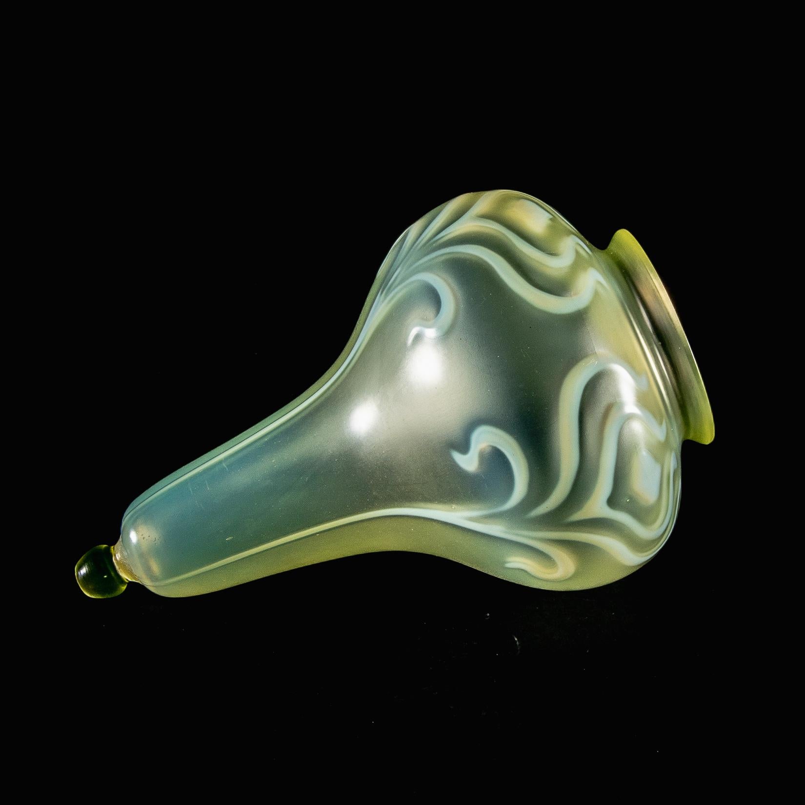 A Rare Tear Drop Vaseline Glass Shade with Stylized Peacock Feather Motifs For Sale 4