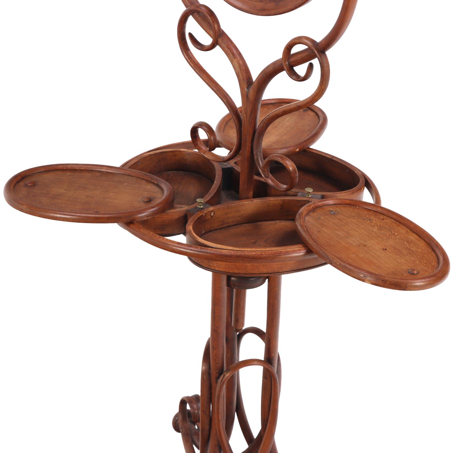 Raro tocador Thonet de madera curvada de roble con espejo, S. XIX Roble en venta
