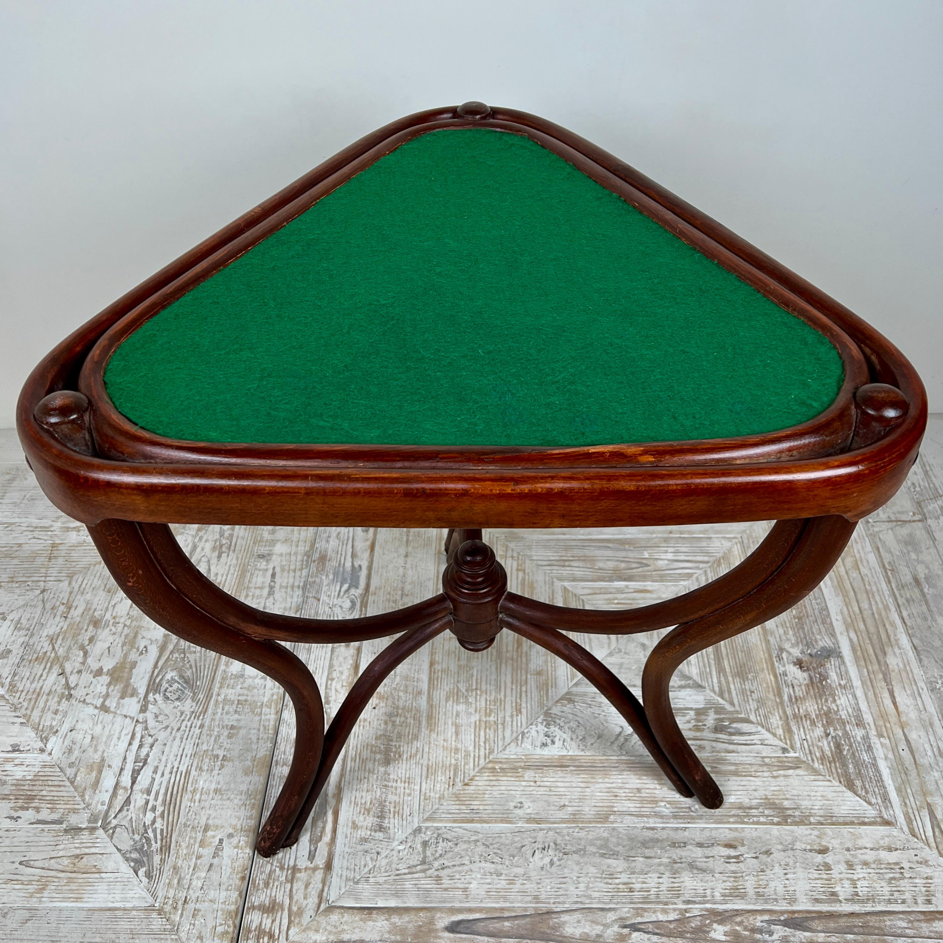 A Rare Triangular Thonet Bentwood Card Table, Circa 1900 For Sale 1
