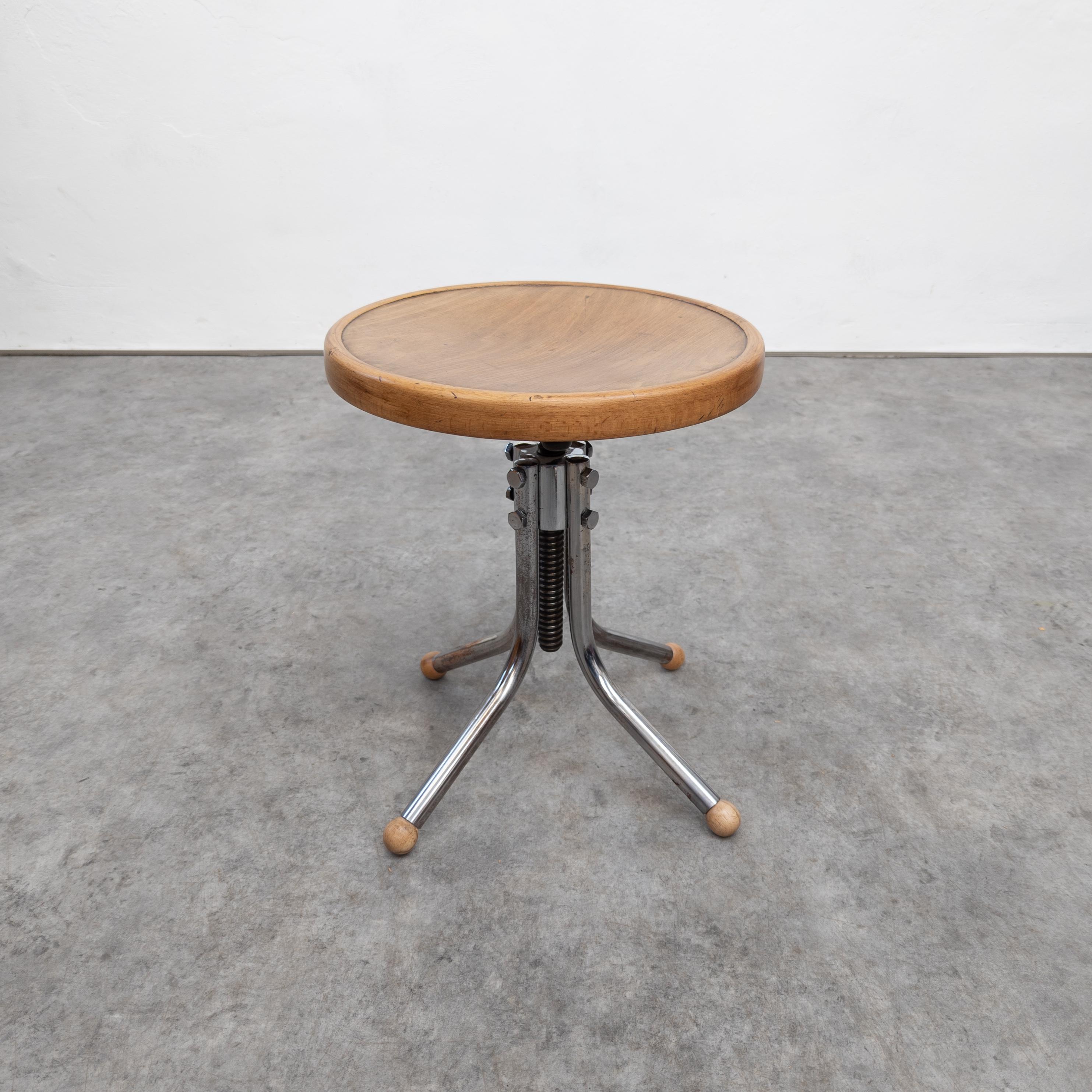 A rare variant of stool mod. no. B 195, designed by Marcel Breuer In Good Condition For Sale In PRAHA 5, CZ