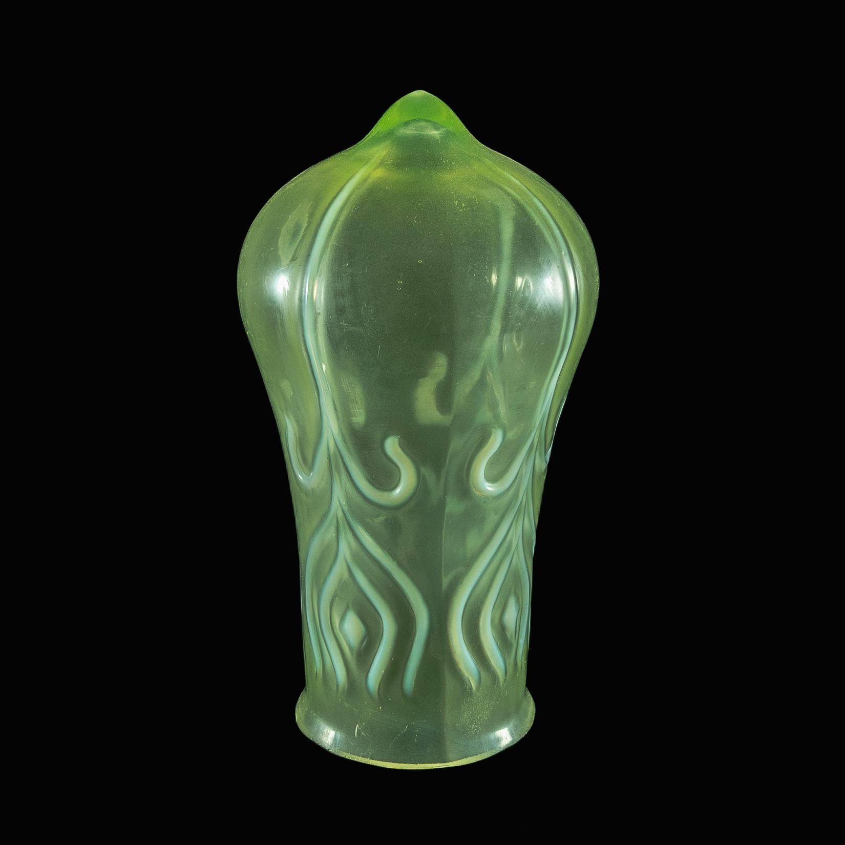 British A Rare Vaseline Arts & Crafts Shade with Peacock Feather Motif & Bulbous Design For Sale
