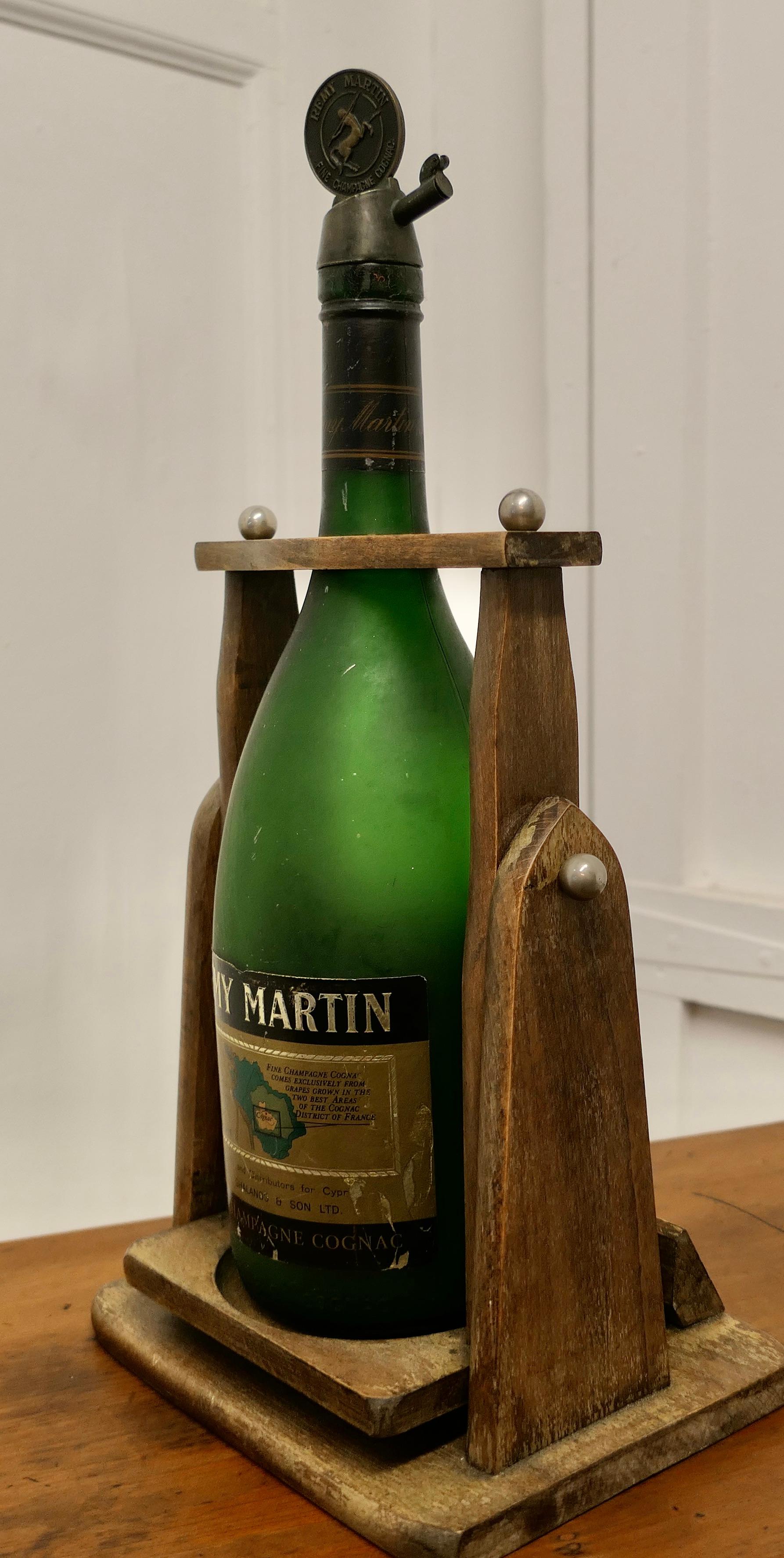 A Rare Vintage Remy Martin 3 Litre Bottle with Original Cradle Pouring Stand   In Good Condition For Sale In Chillerton, Isle of Wight