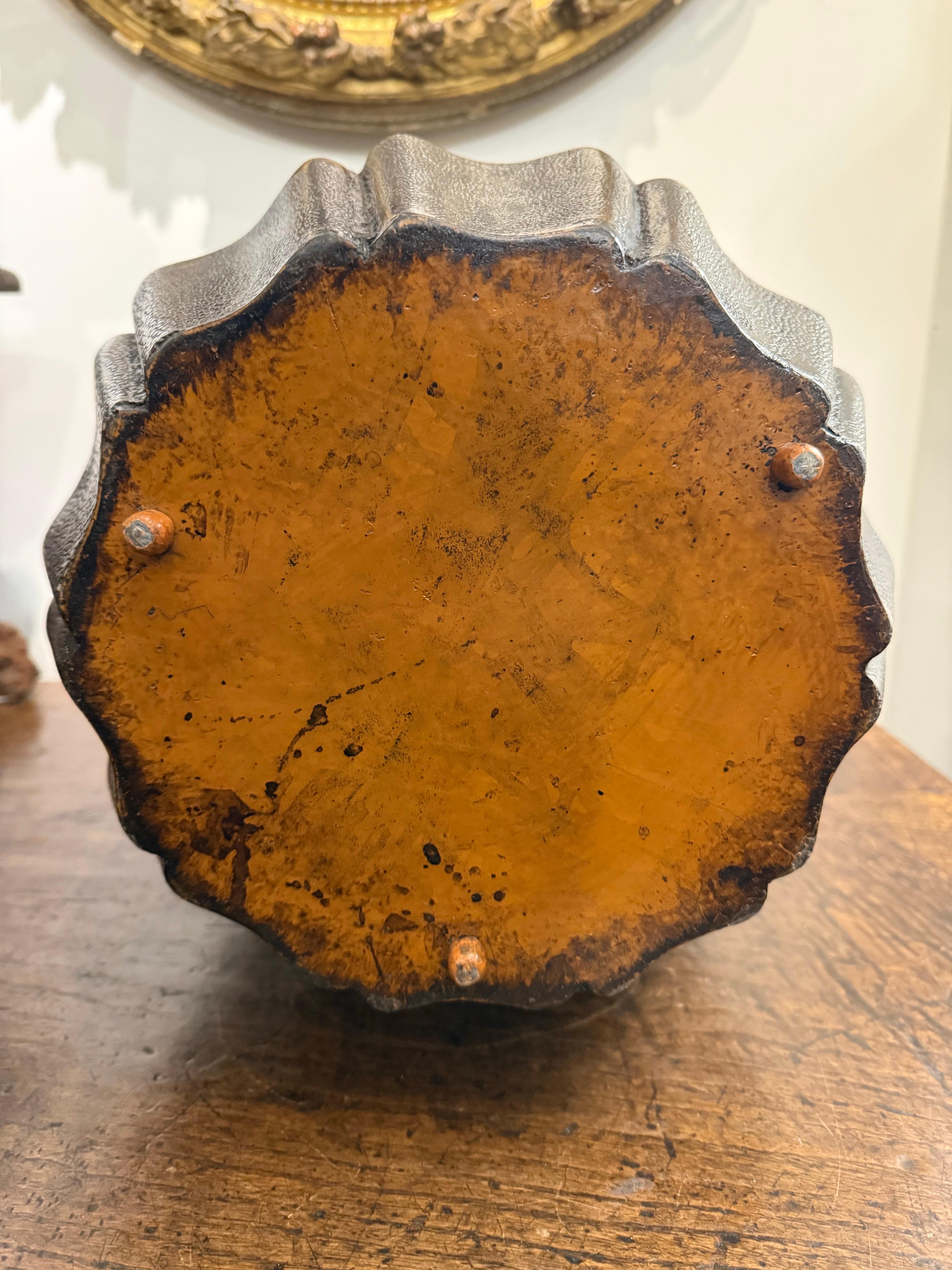 Un raro sgabello vintage in zigrino, 20° secolo in vendita 6