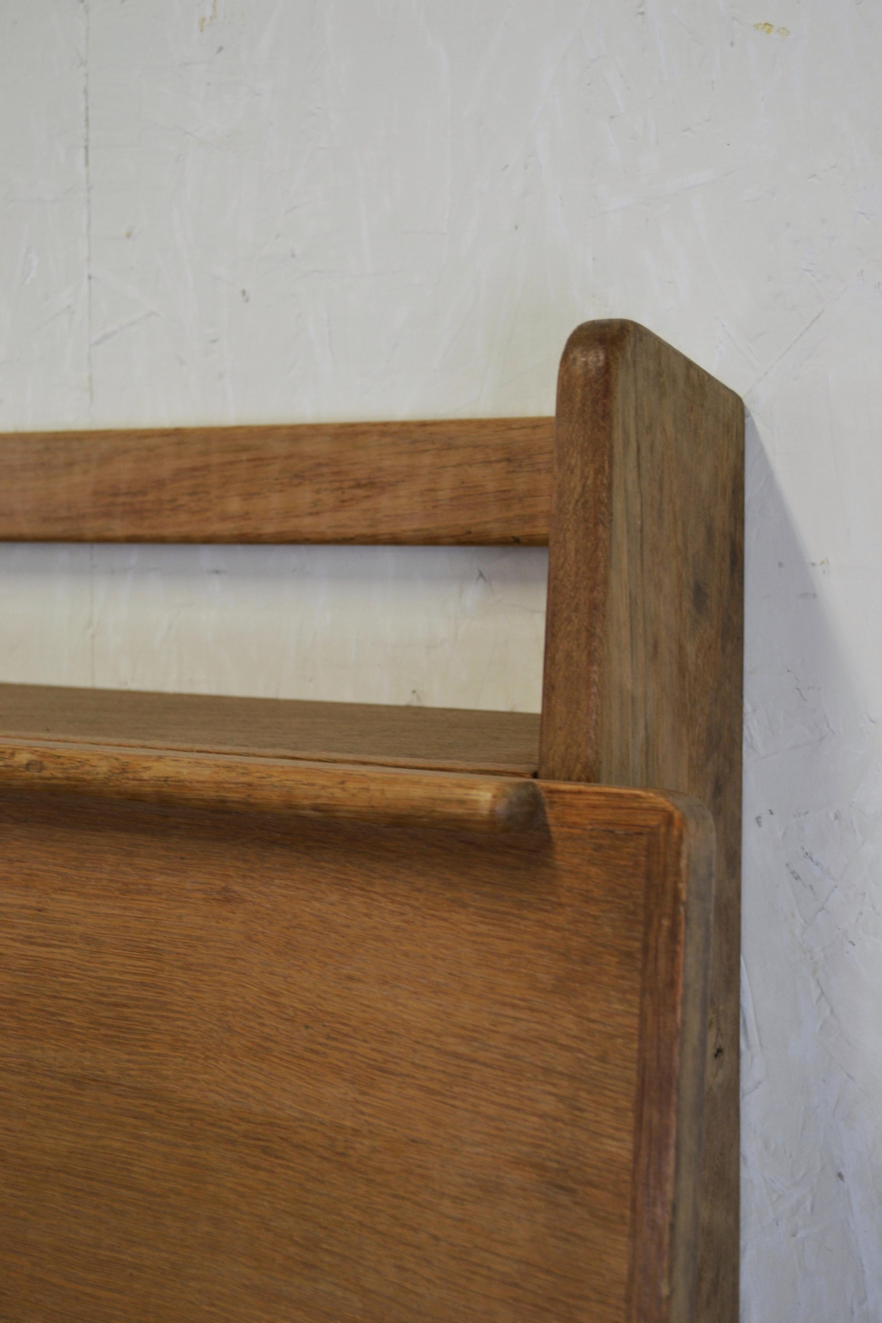 Français Rare bureau-secrétaire mural - 1950's French Reconstruction Style en vente