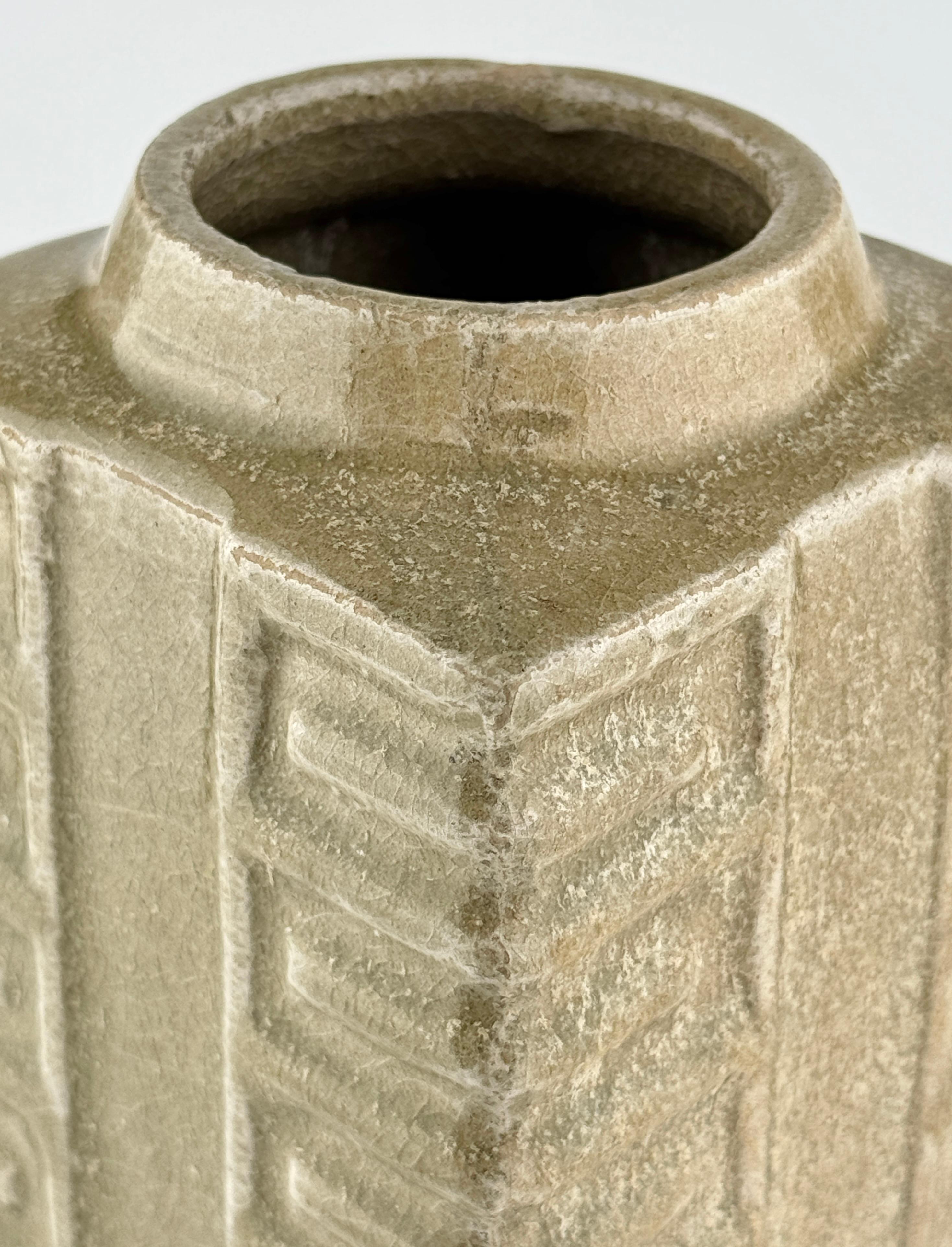 A Rare Yue Celadon Cong-Shaped Vase, Western Jin Dynasty(3-5th C) For Sale 9