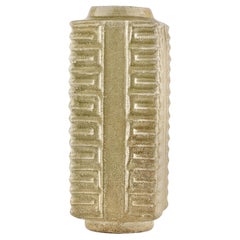 Un raro vaso Yue Celadon a forma di Cong, dinastia Jin occidentale (3-5° sec.)