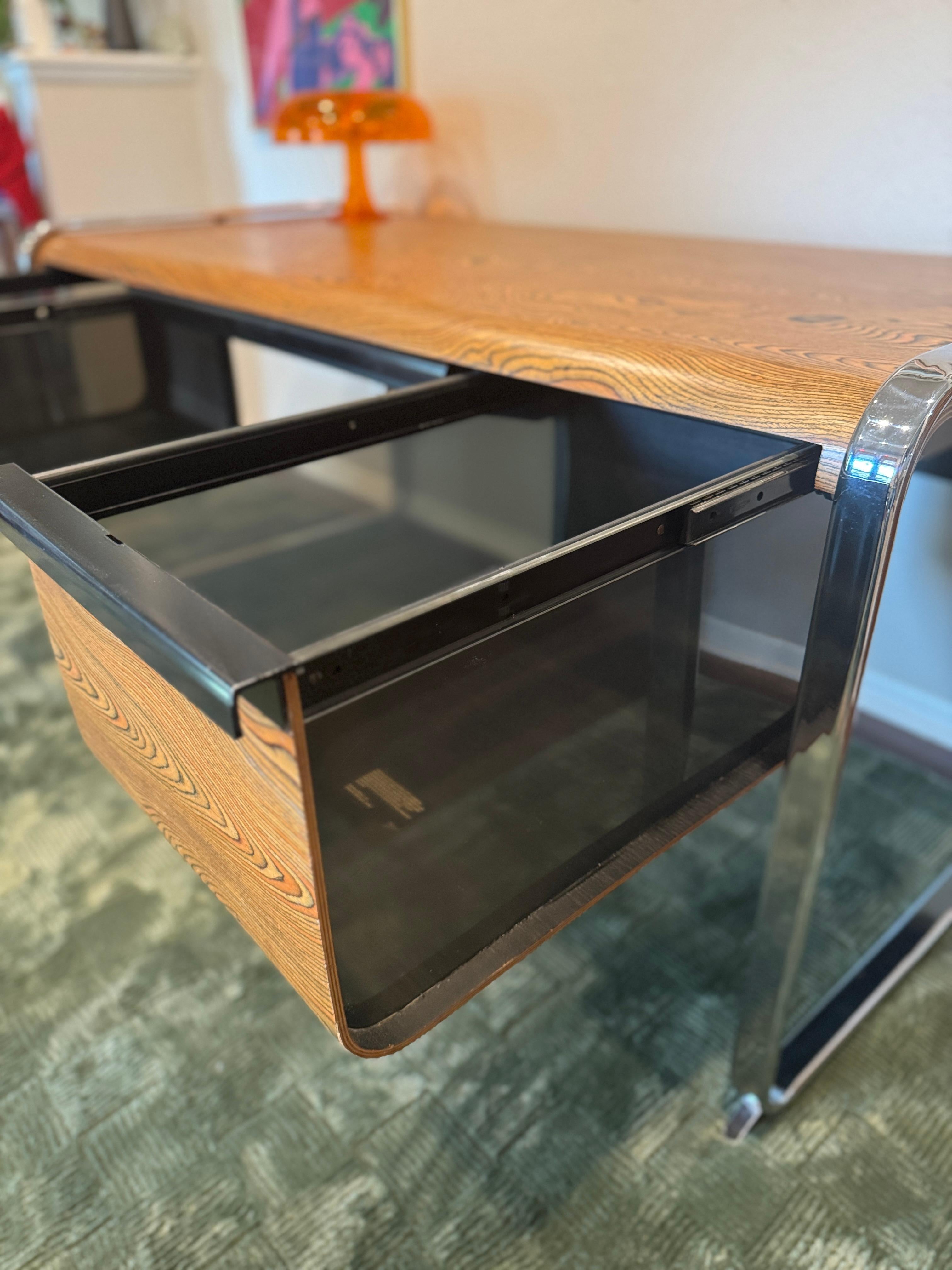 Late 20th Century A rare zebra wood desk designed by Peter Protzmann for Herman Miller, 1970s